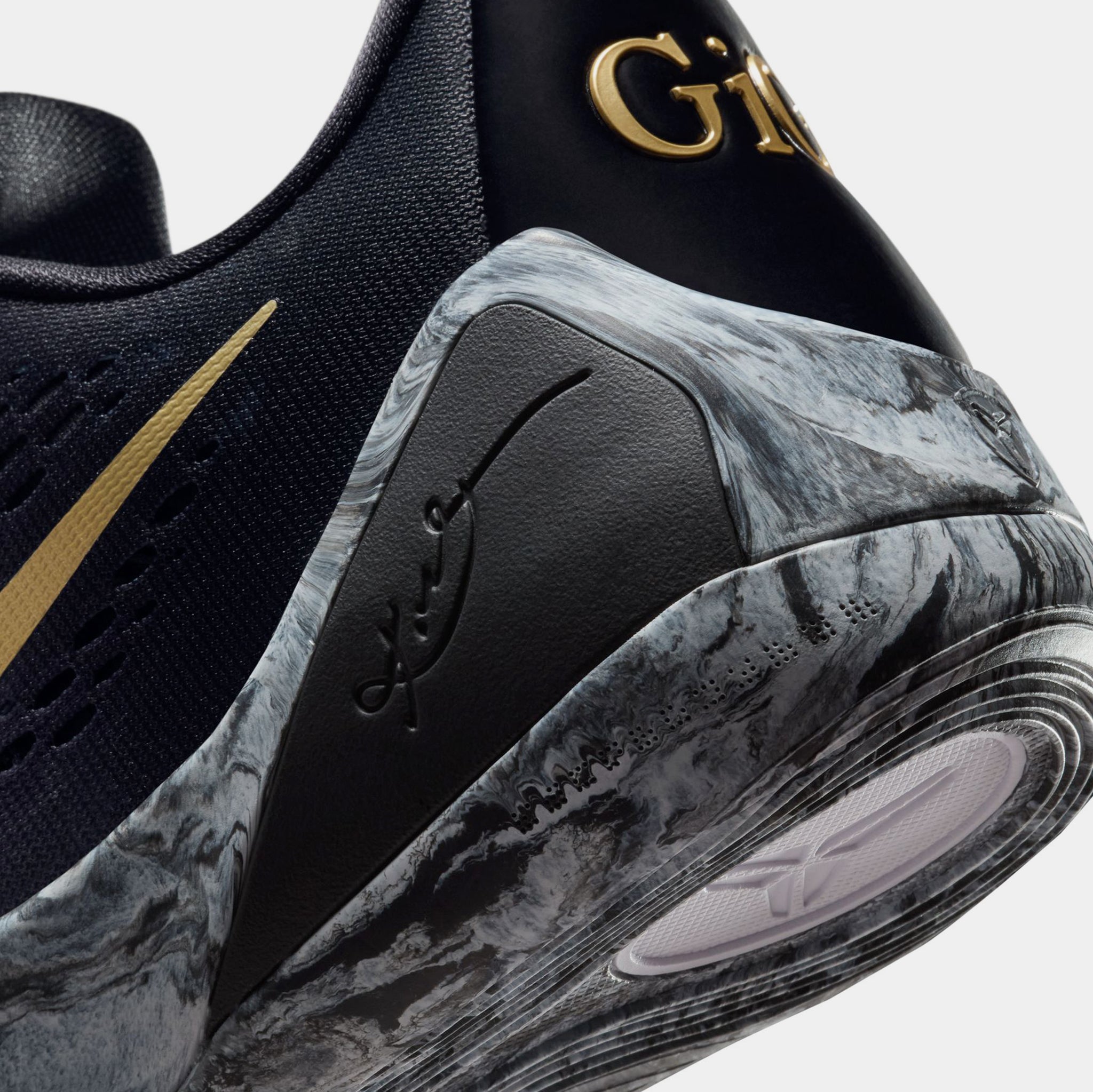 Nike Kobe 9 Gift Of Mamba Mens Basketball Shoes Black Gold