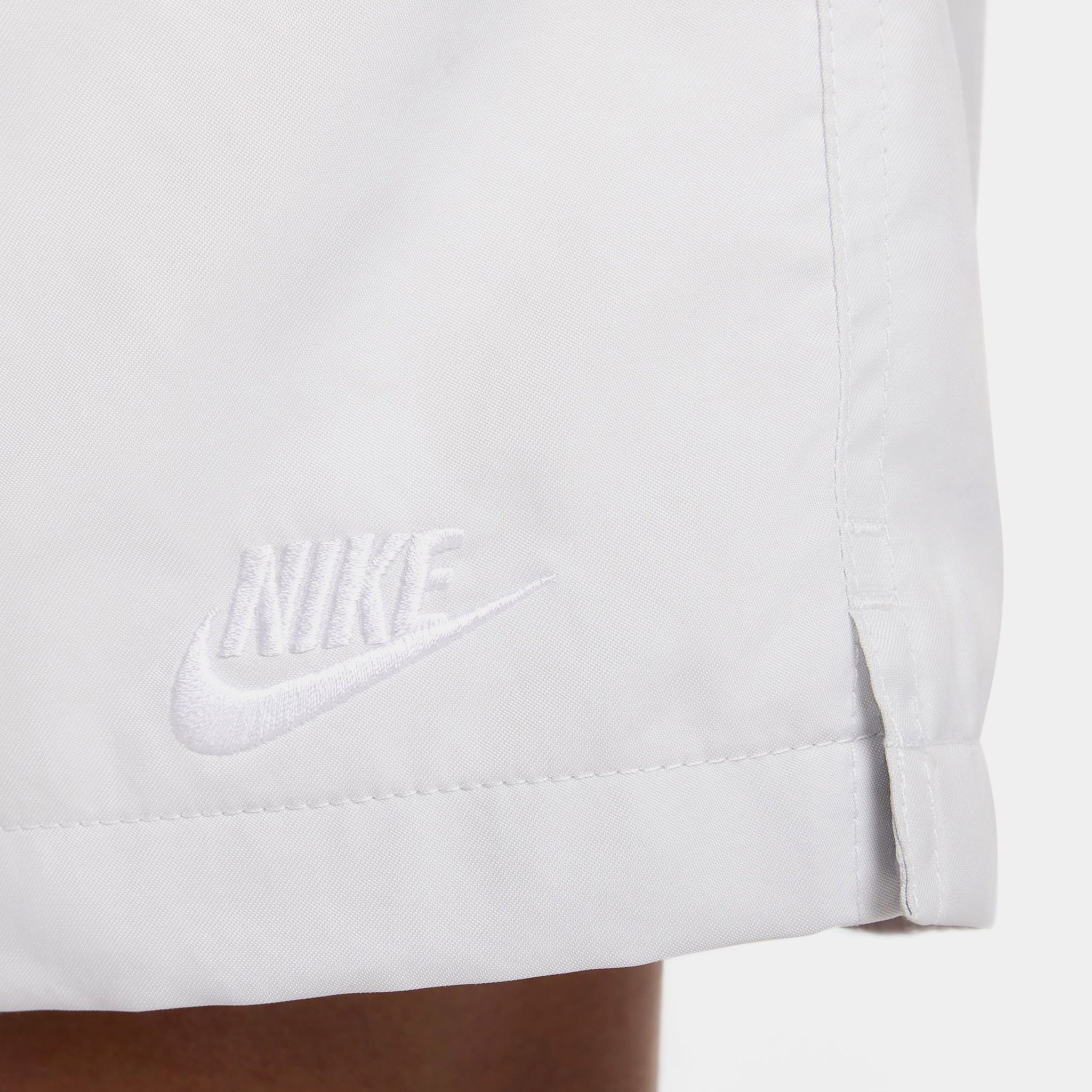 Nike Club Flow Woven Mens Shorts Photon Dust White FN3307-025