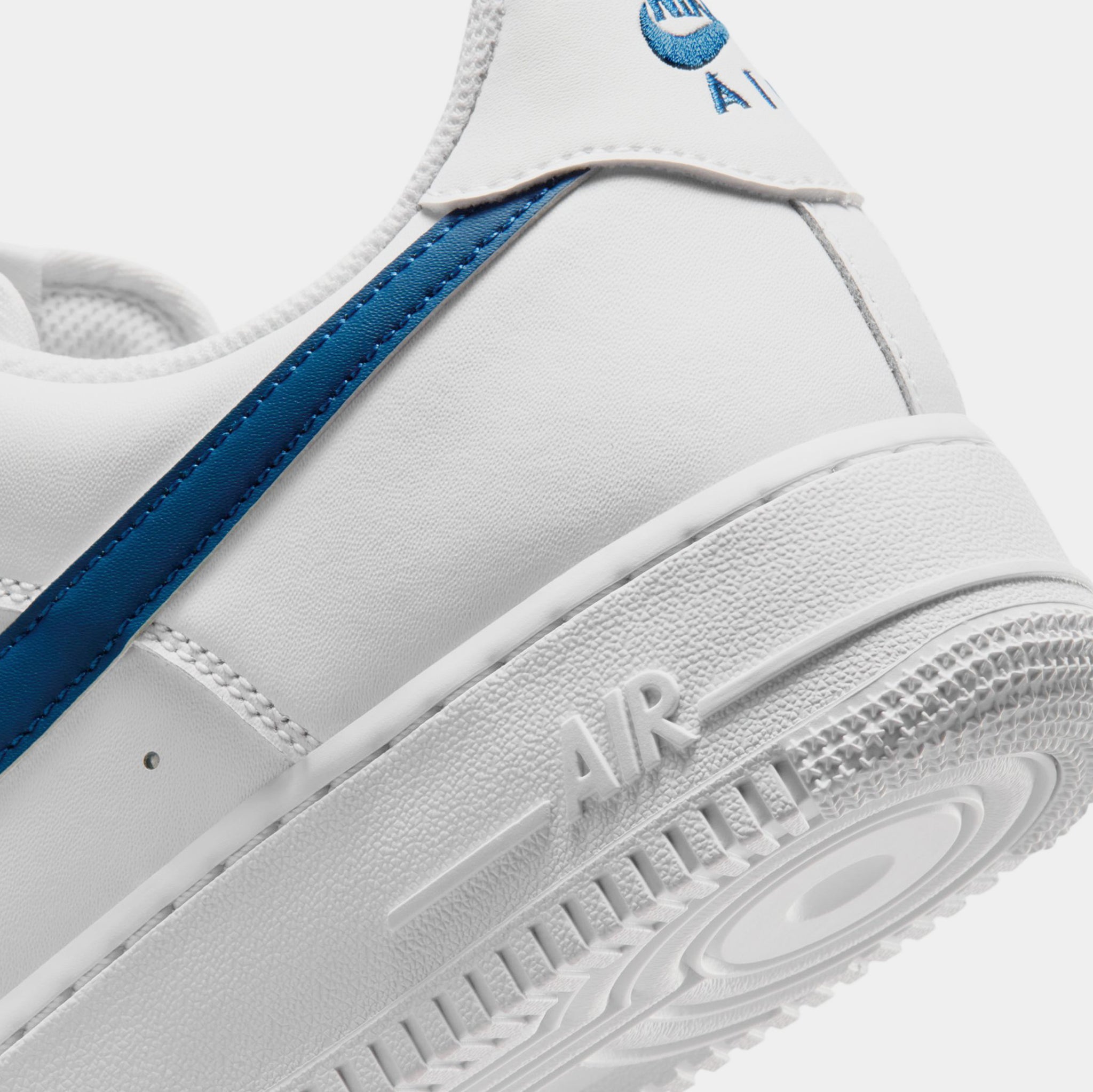 Nike Air Force 1 '07 Mens Basketball Shoes White White Court Blue