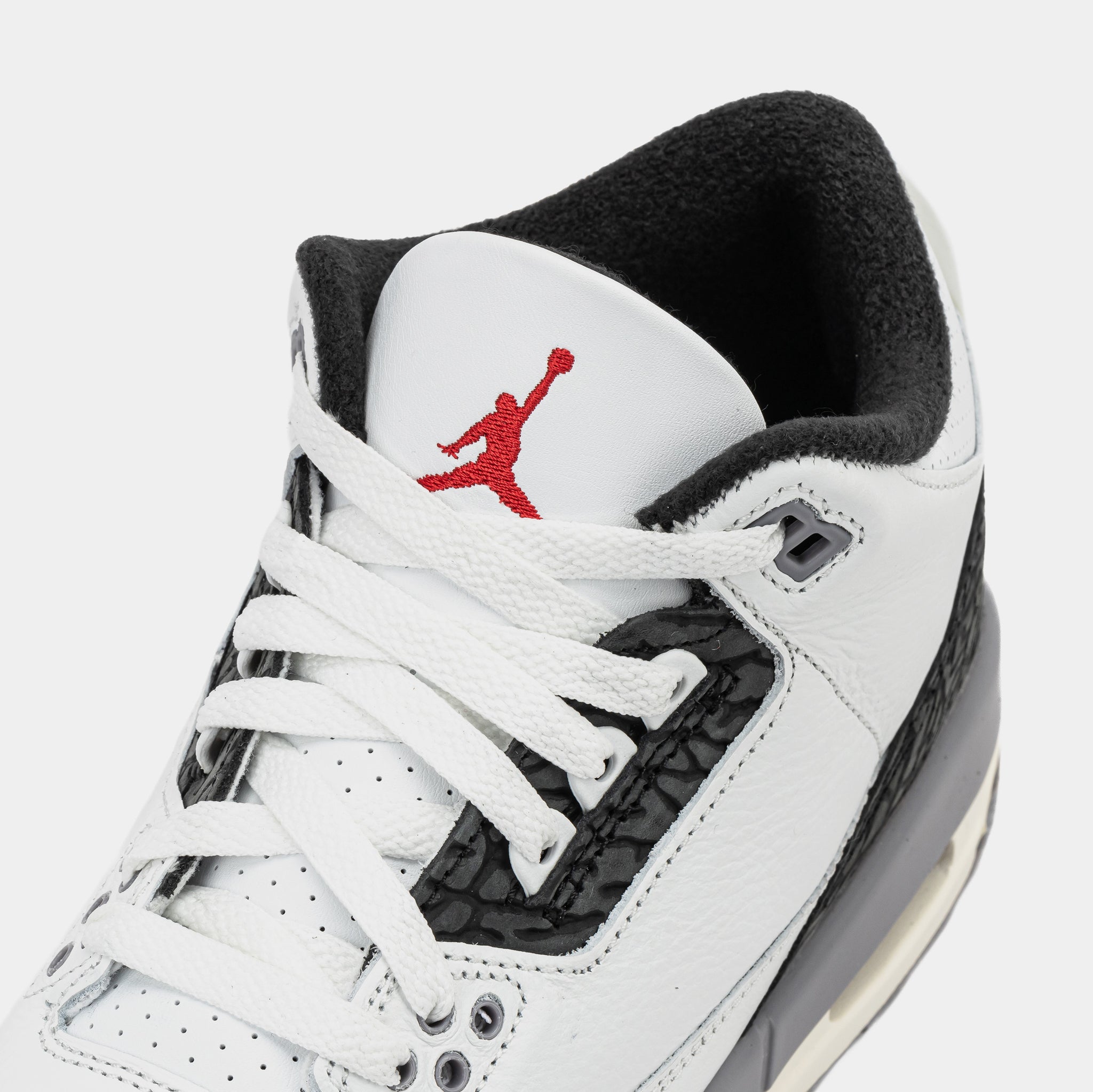 Jordan Air Jordan Retro Cement Grey Grade School Lifestyle Shoes