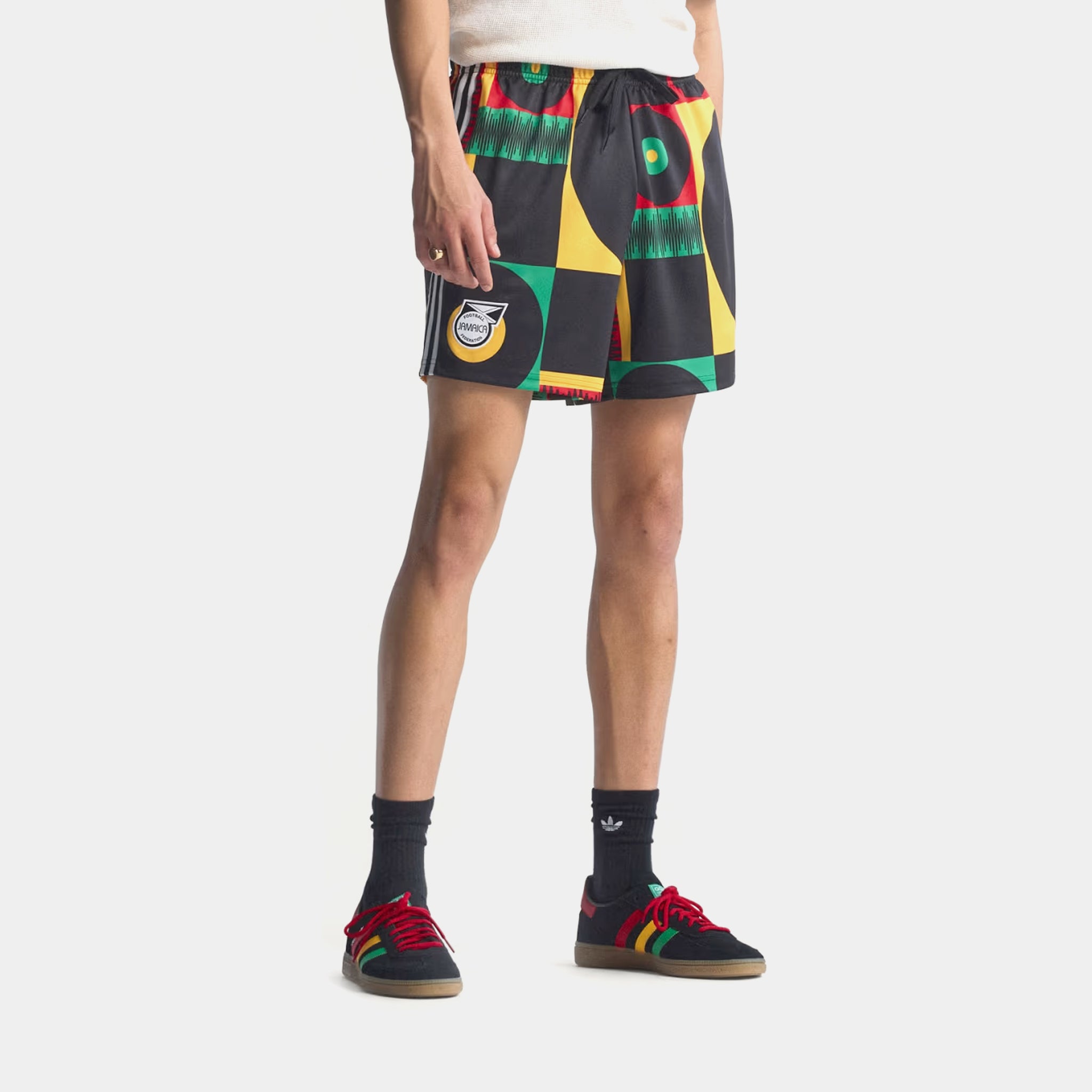新品タグ付き Bob Marley Jamaica ショートパンツ adidas Jamaica X Bob Marley Originals Knit Mens Shorts Multicolor