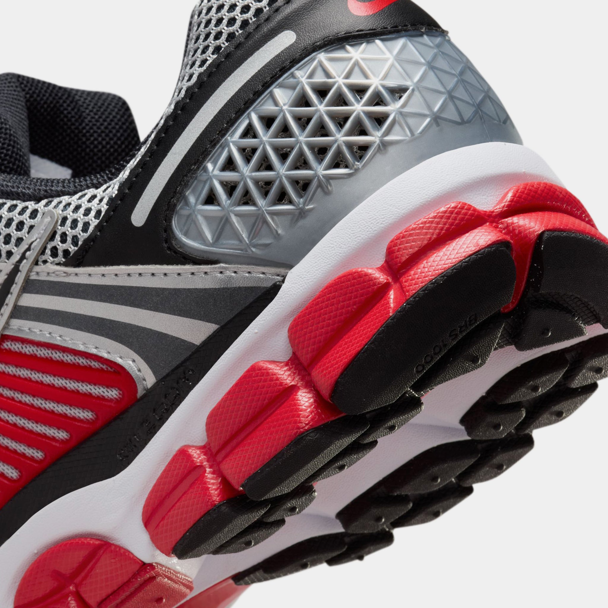 Nike Zoom Vomero 5 Mens Running Shoes Silver Red HV0926-095  display picture 2