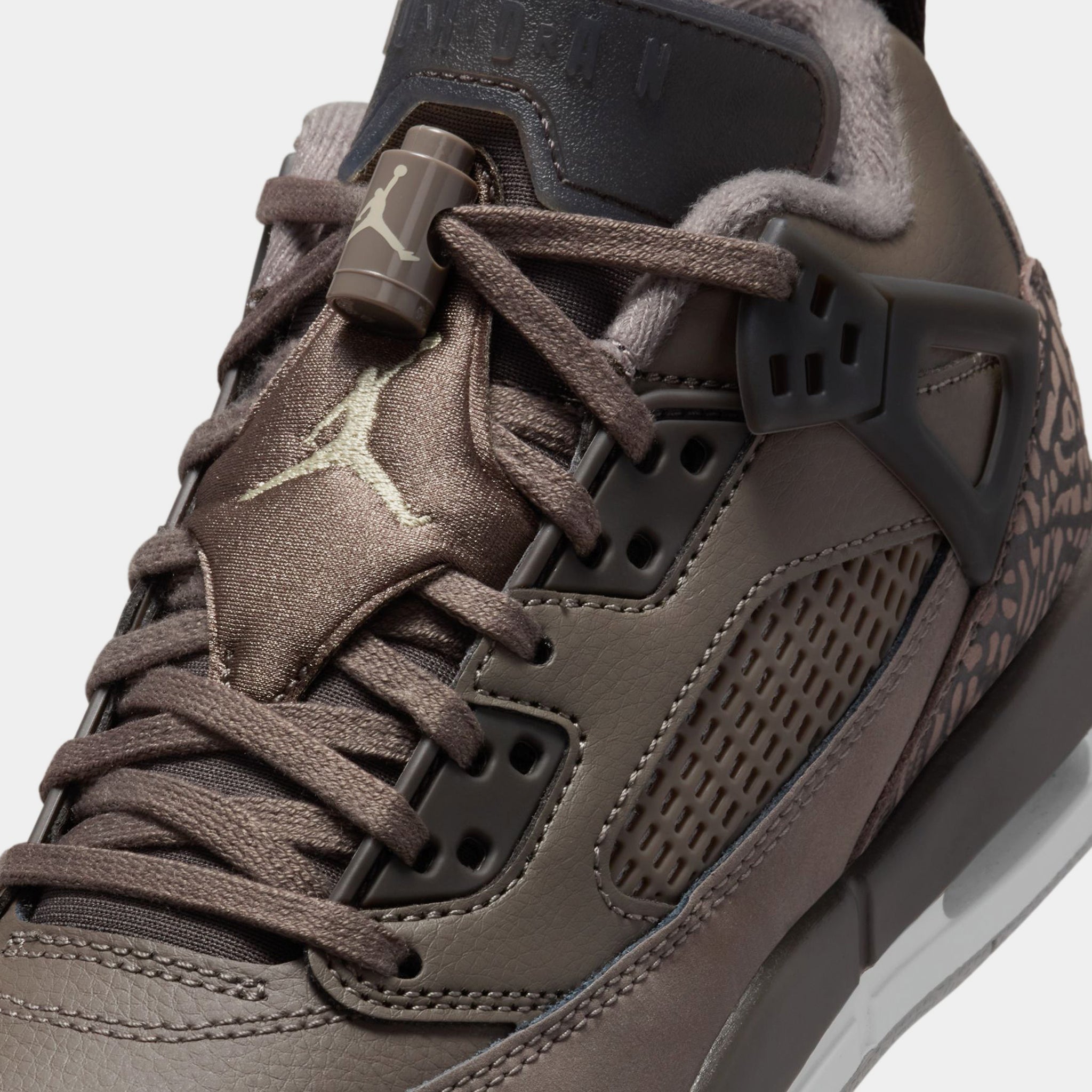 Jordan Spizike Mens Shoes Cavestone with Elephant Print 8.5 Authentic Jordan Spizike Low Red Shoes for Sale in Columbus Ohio main image 3