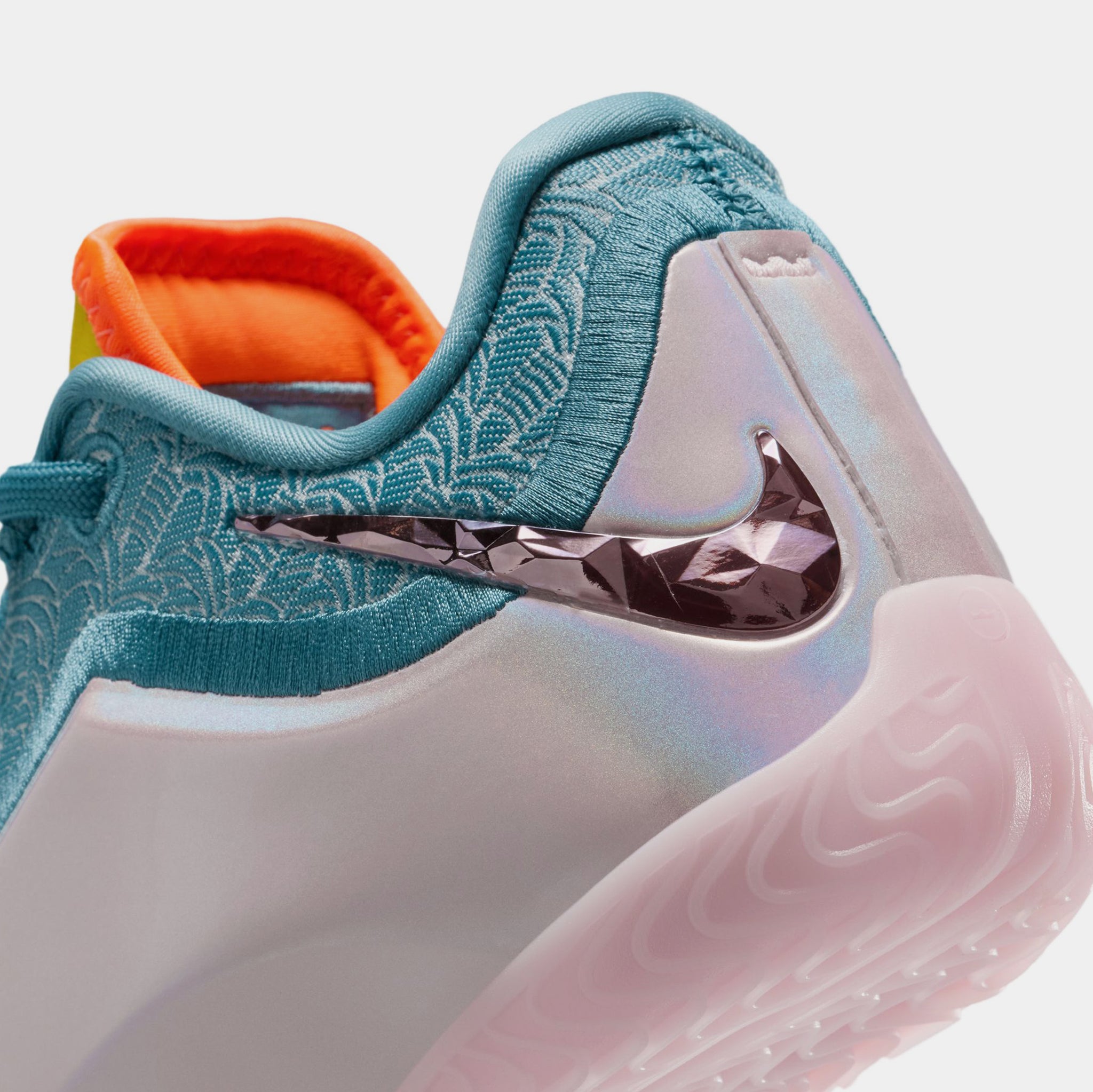 lebron james grade school basketball shoes