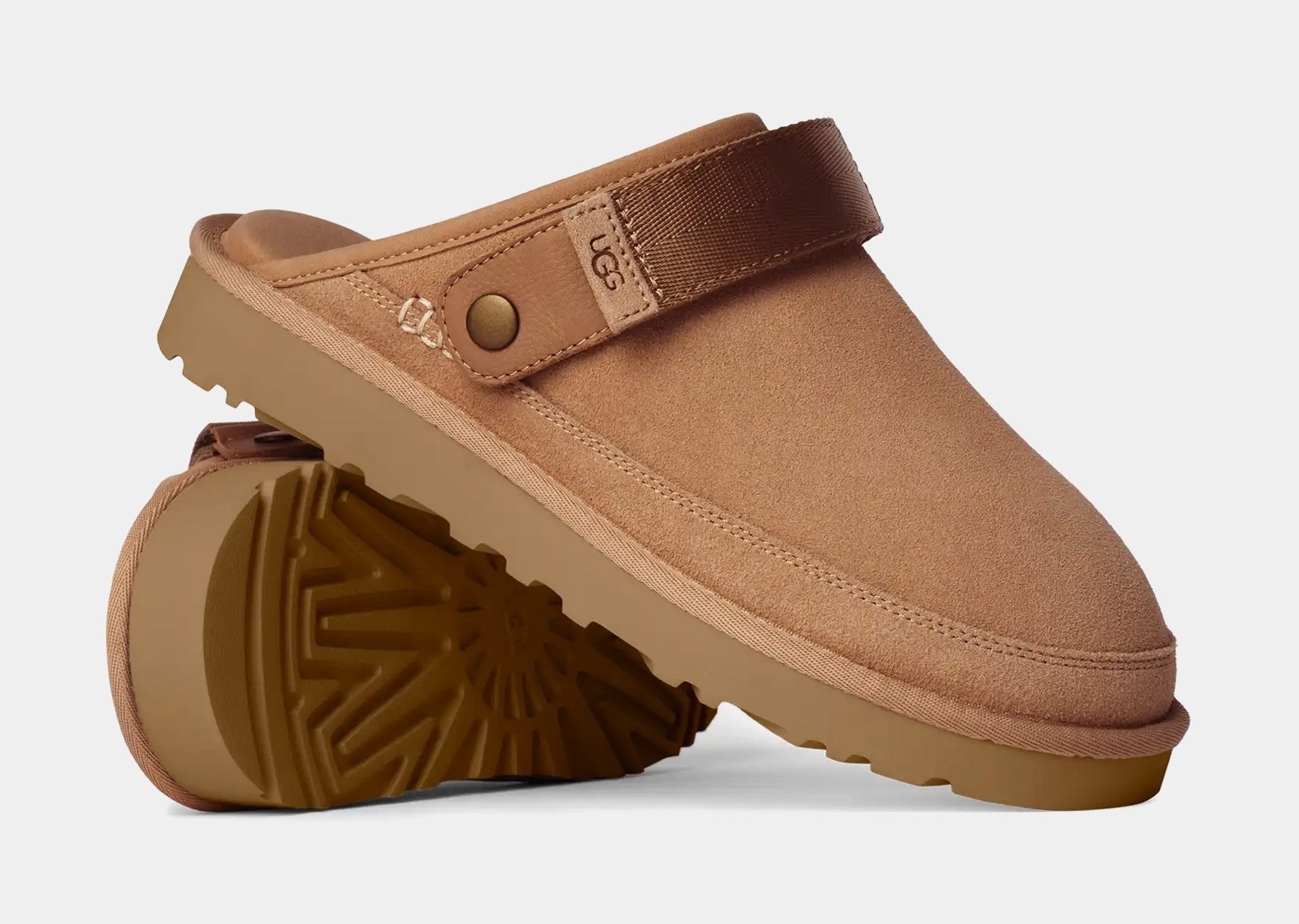UGG Golden Coast Clog II Mens Sandals Chestnut 1166915 CHE 