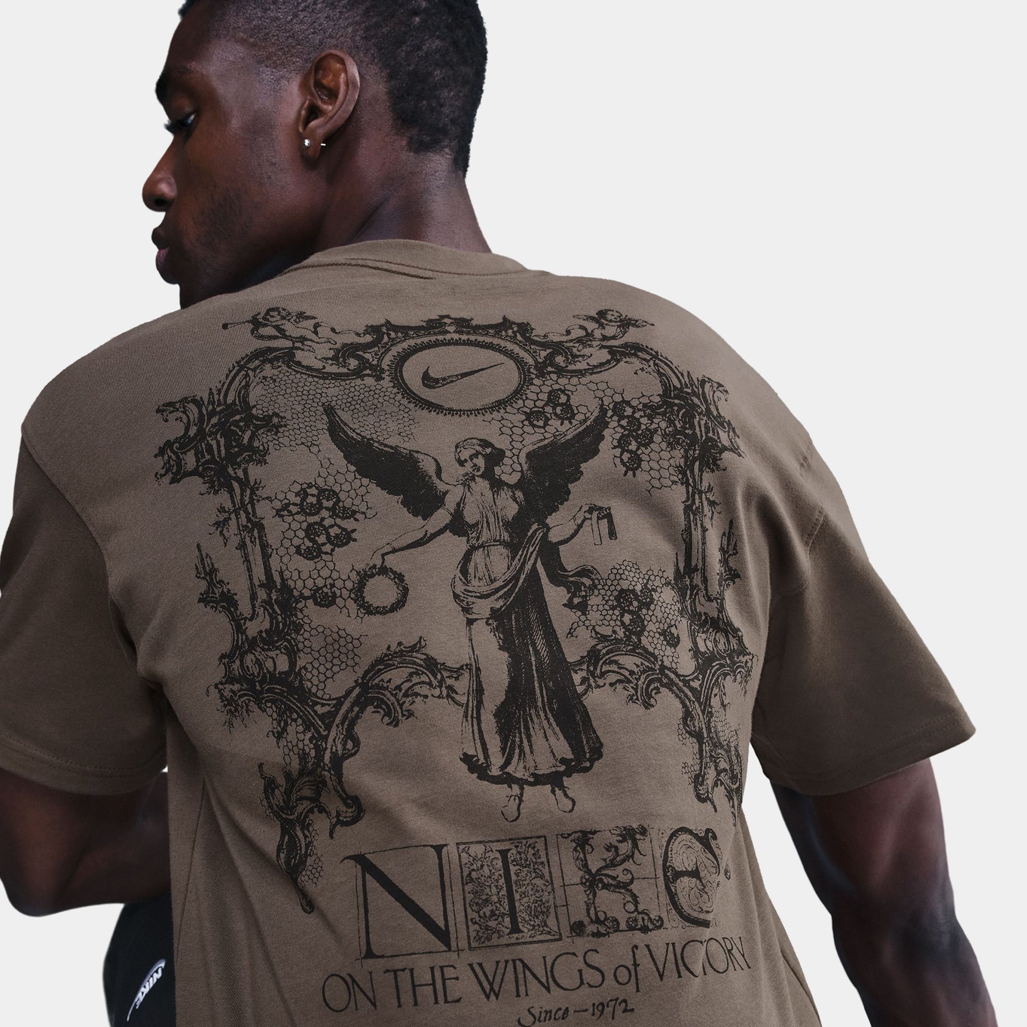 nike black and red t shirt