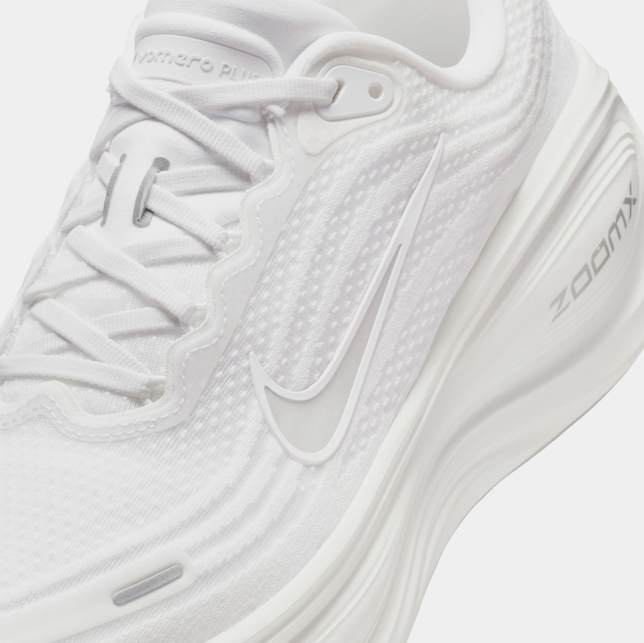 Nike Vomero Plus ZoomX White Metallic Men’s Road Running Shoes - Size 10.5 2d5a214fc4b44e82828449cec60b6f  main image 2