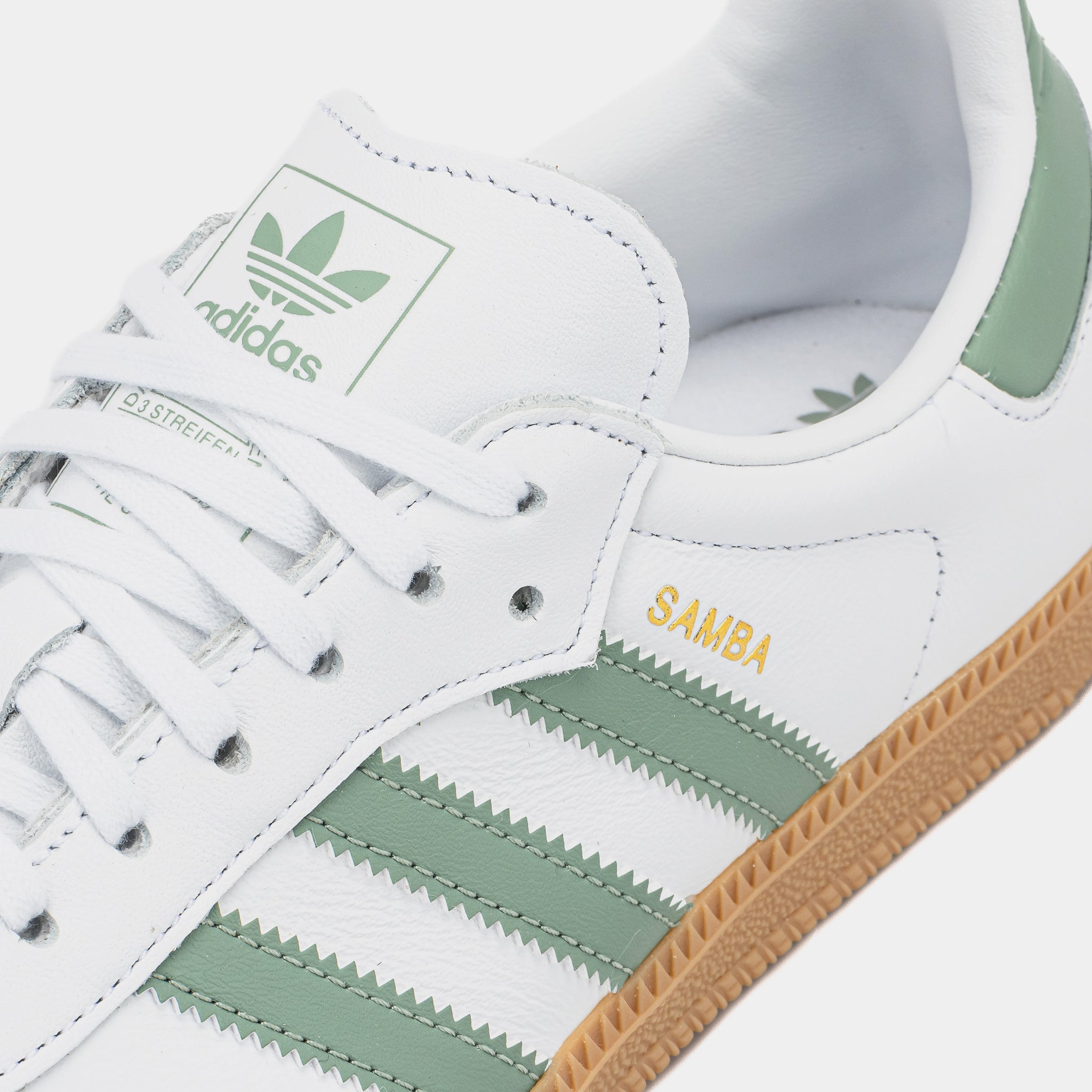 adidas Kids Samba OG - Cloud White / Silver Green / Gum 4Y adidas Kids Samba OG - Cloud White / Silver Green / Gum 4Y
