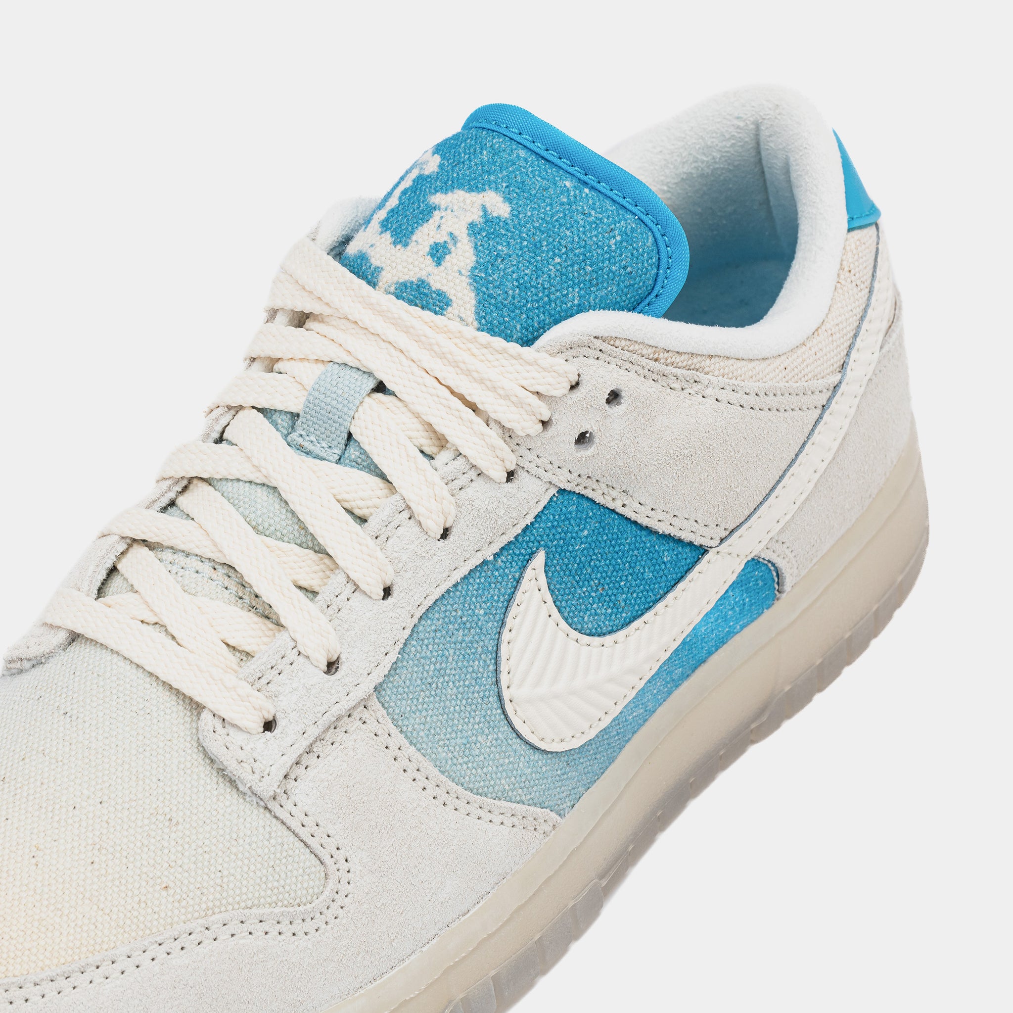 Nike Dunk Low SE LA Mens Lifestyle Shoes Pale Ivory Baltic Blue 