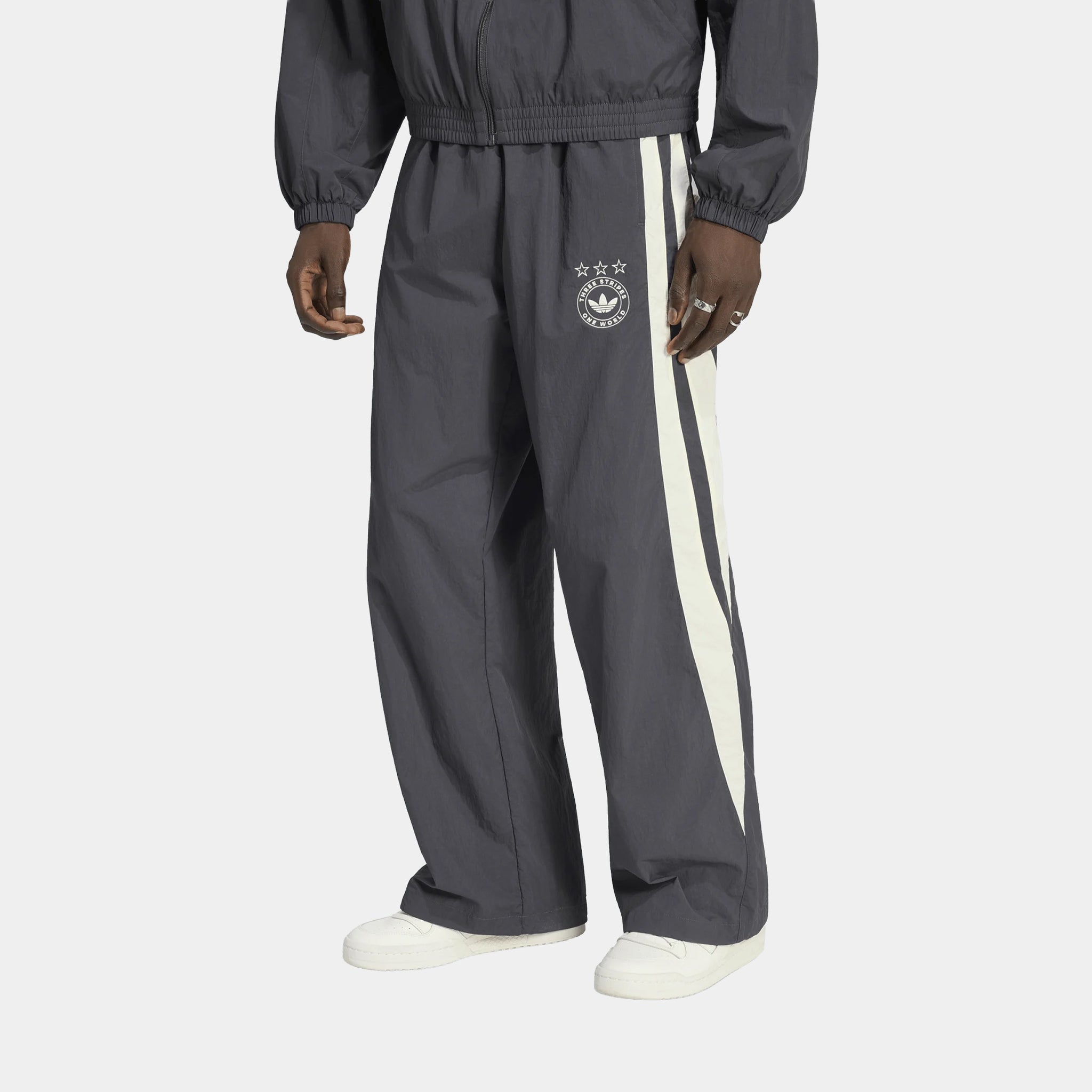 gulity guysトラックパンツ adidas GFX Track Mens Pants Utility Black KU9193 – Shoe Palace