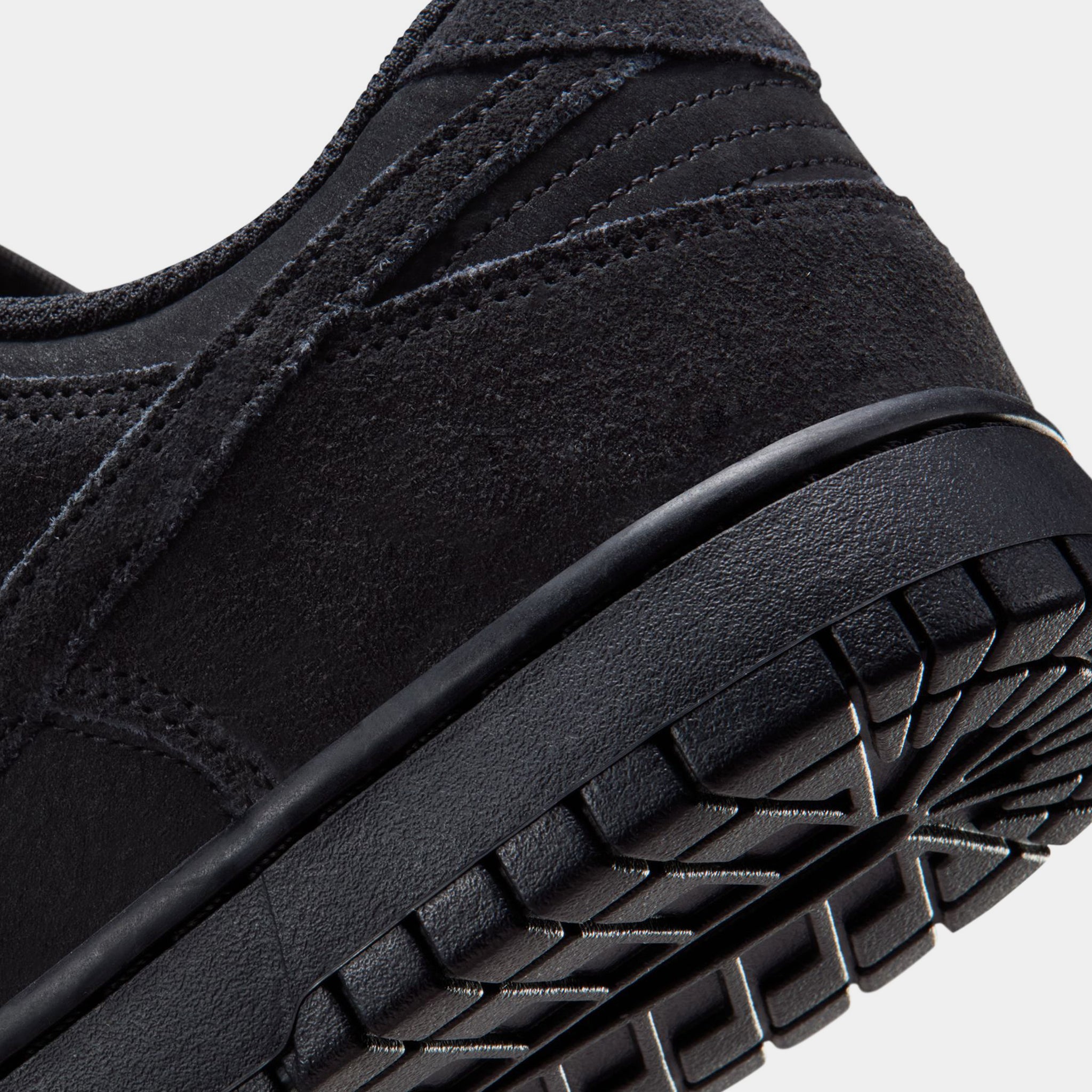 Nike Dunks Men’s Size 9 | Black on Black Sneakers | Men main image 2