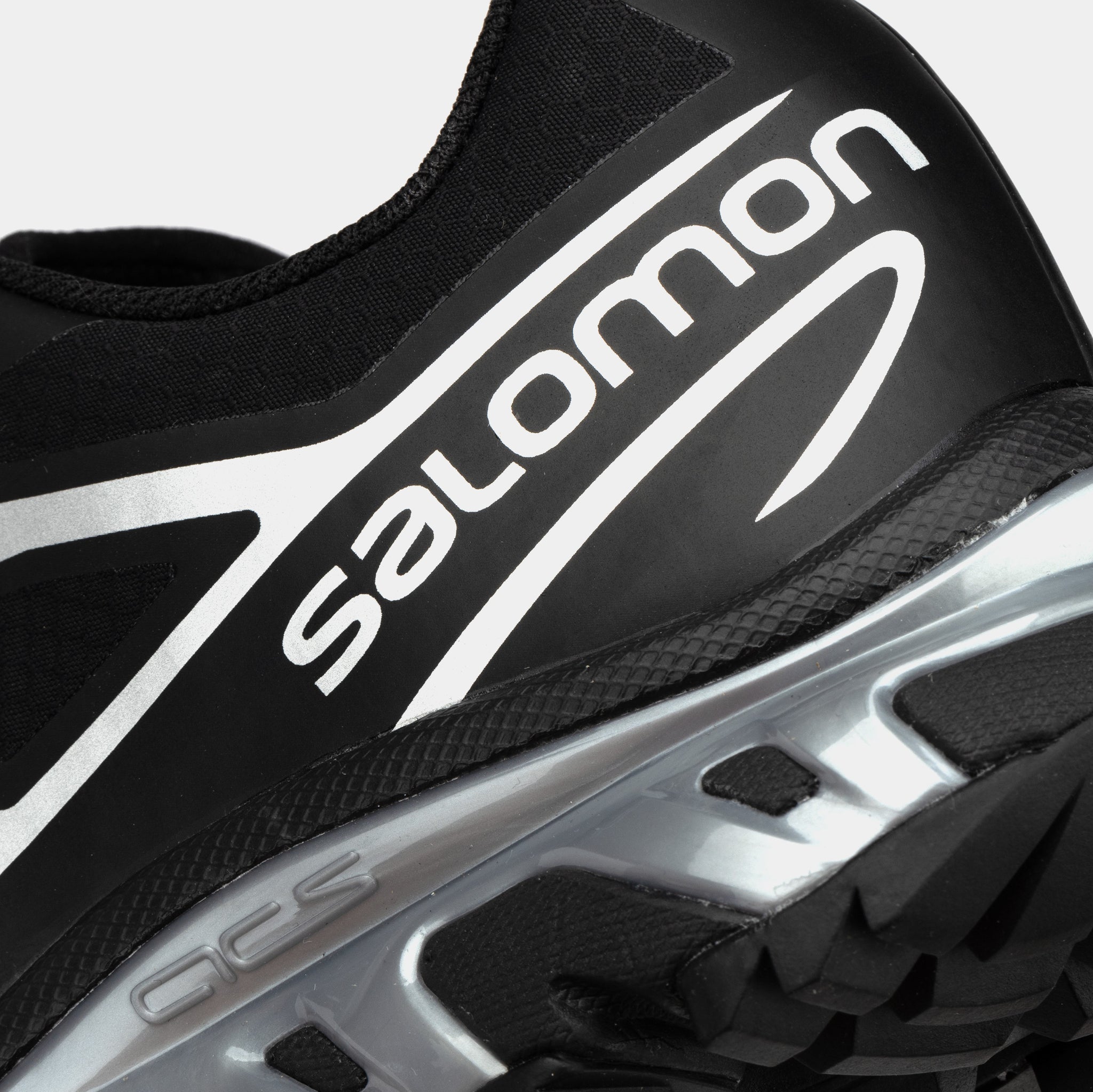 Salomon XT-6 GORE-TEX Mens Running Shoes Black Silver L47450600 