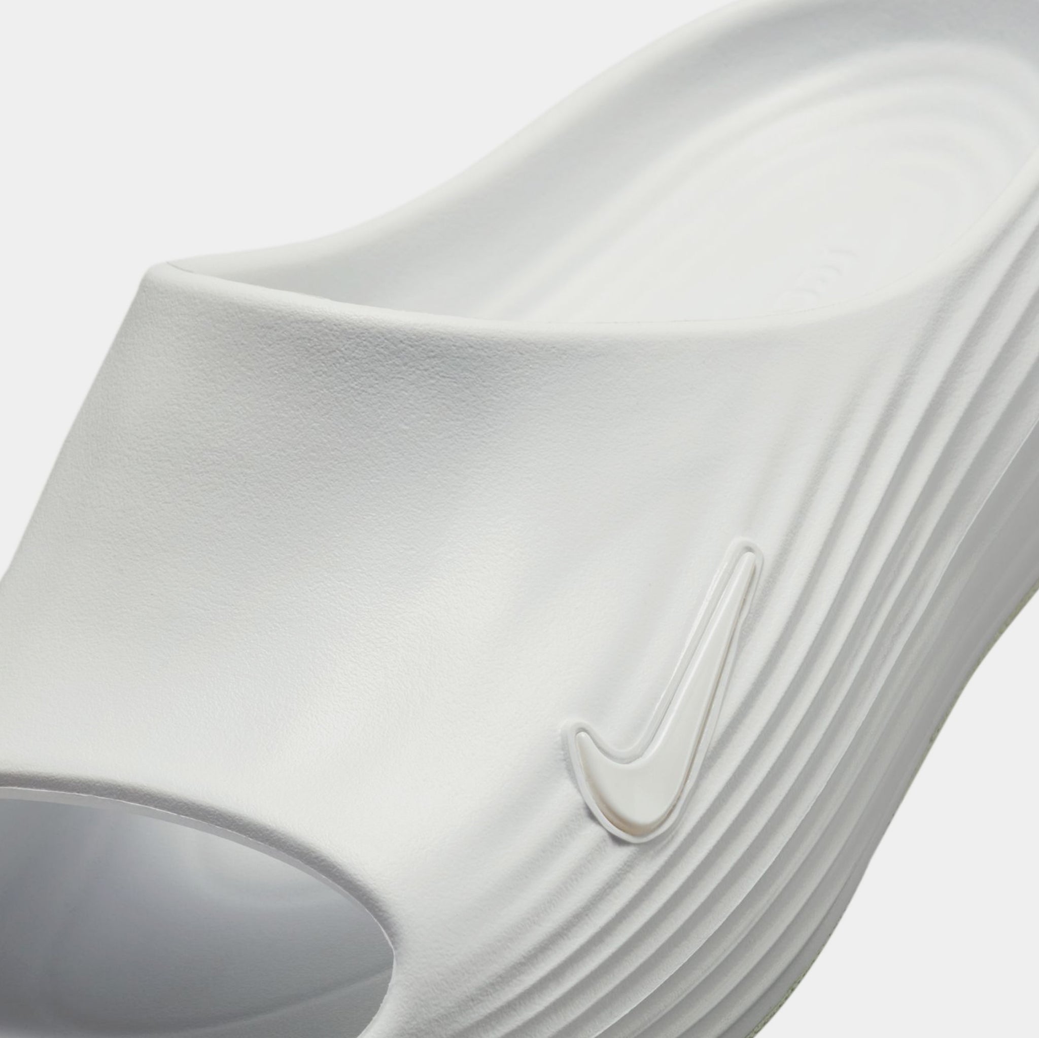 Nike ReactX Rejuven8 Slides Shoes Summit White HV4479-100 New Men’s Size 13 New Nike ReactX Rejuven8 Slides  main image 2