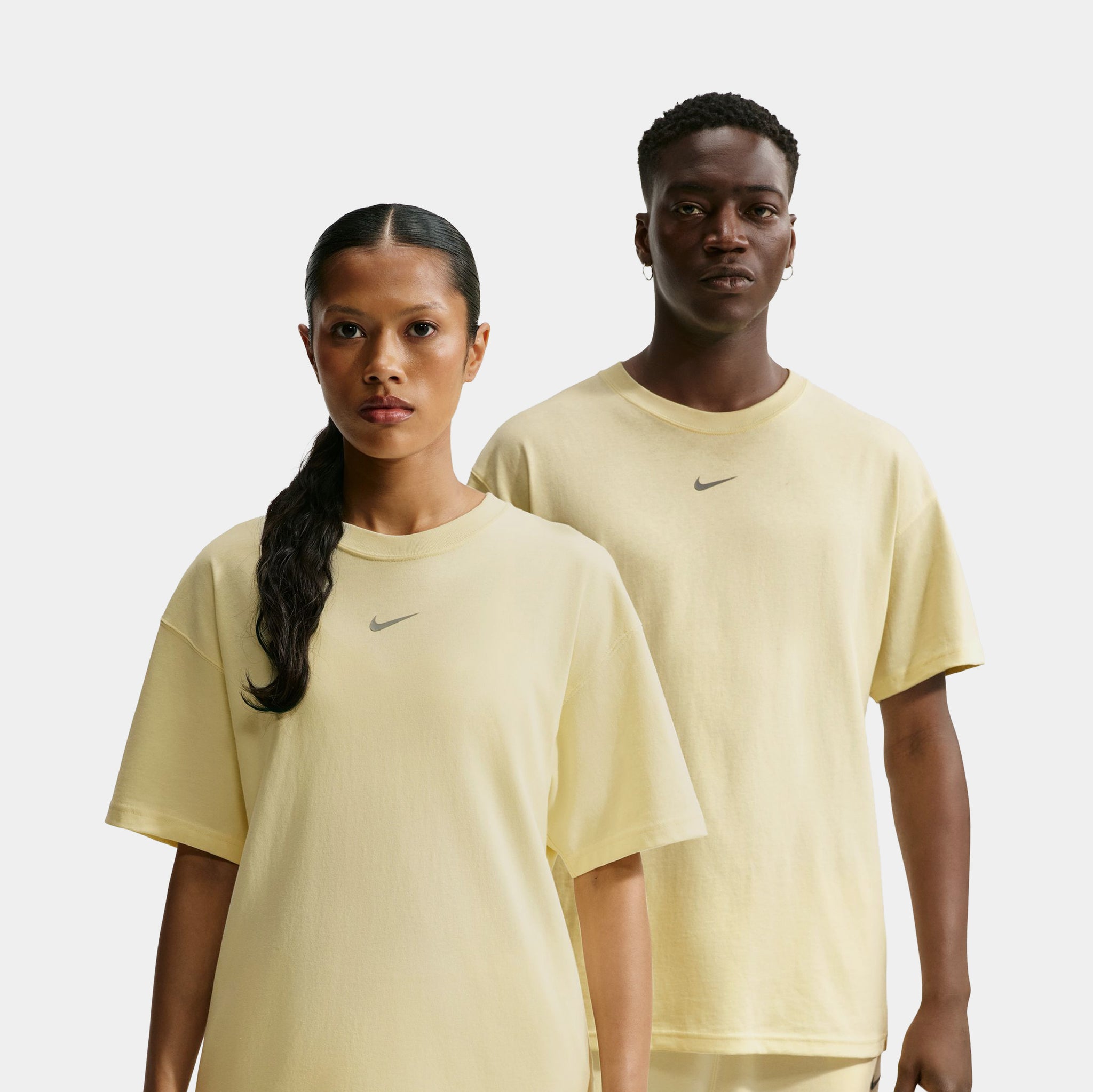 NIKE AUTHENTICアンダーシャツ Nike NOCTA Mens Short Sleeve Shirt Alabaster Stealth IB5673-744