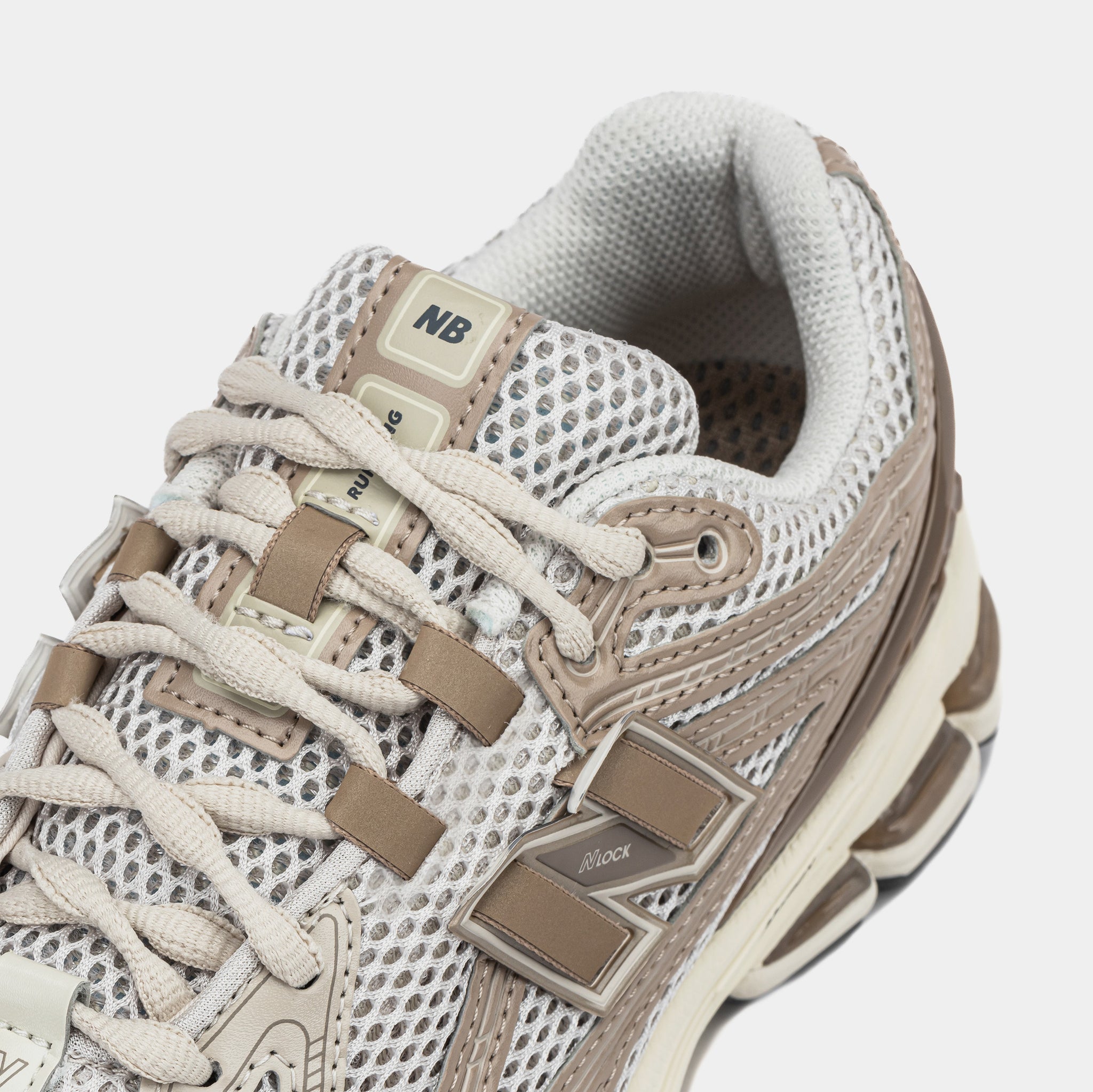 New Balance 1906R Mens Running Shoes Cream Beige Vachetta M1906RZB