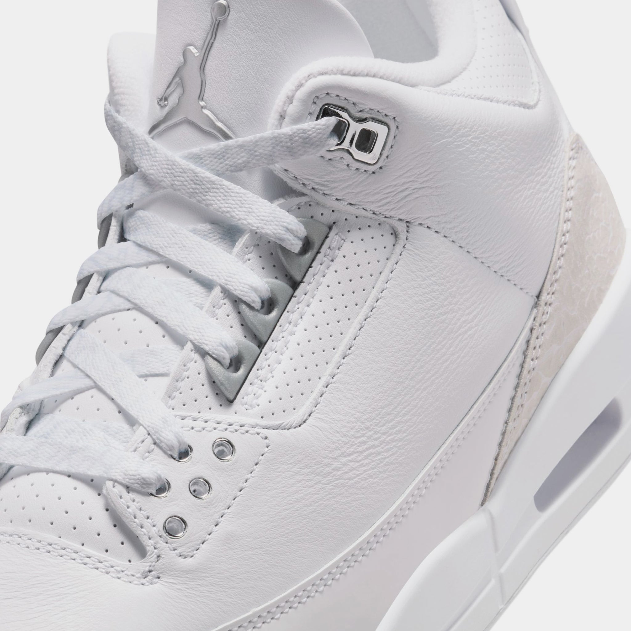Jordan Men\'s White and Silver Athletic Sneakers Amazon.com | Air Jordan 3 Retro  main image 3