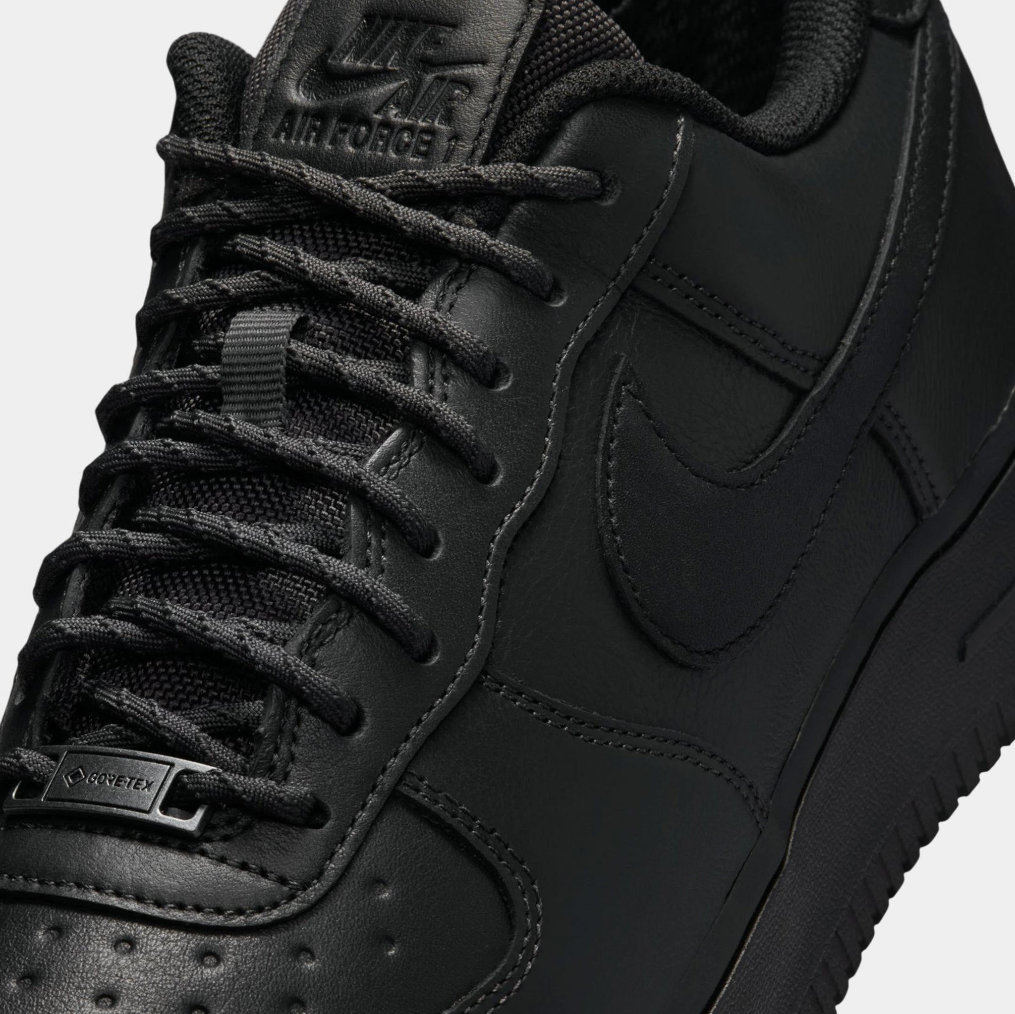 Nike Air Force 1 Low GORE-TEX Vibram Mens Lifestyle Shoes Off Noir 