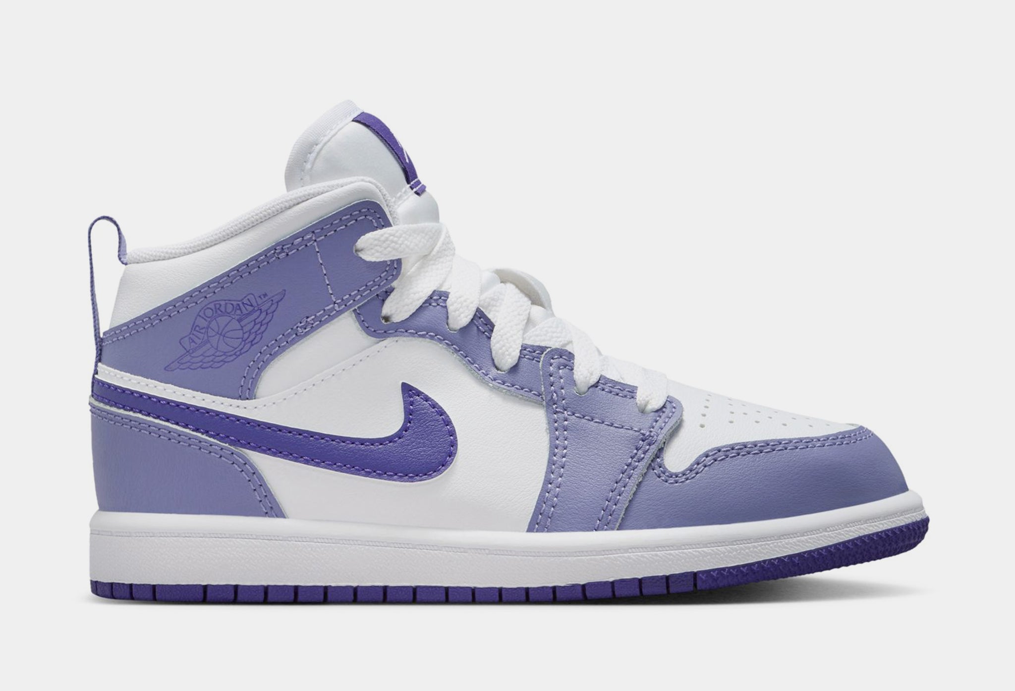 Jordan バスケットボールシューズ ホワイト/パープル Jordan Air Jordan 1 Mid Preschool Lifestyle Shoes Dusty Amethyst