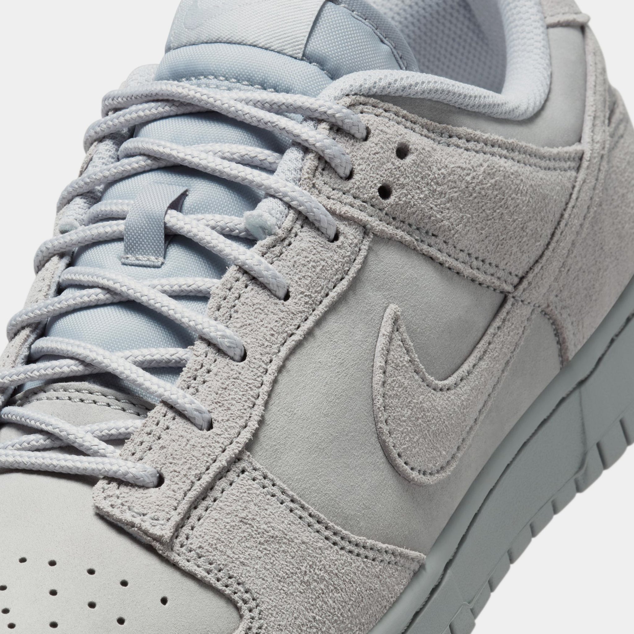 Nike Dunk Low SE Mens Lifestyle Shoes Wolf Grey Wolf Grey IB6651 