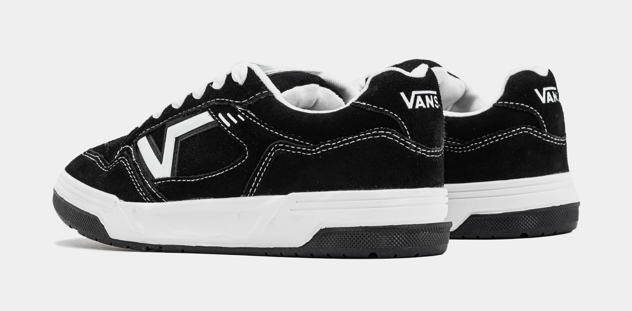 国内配送 VANS UPLAND BLACK/BLACK/WHITE Vans Upland Mens Skate Shoes Black White E7UBPB – Shoe Palace