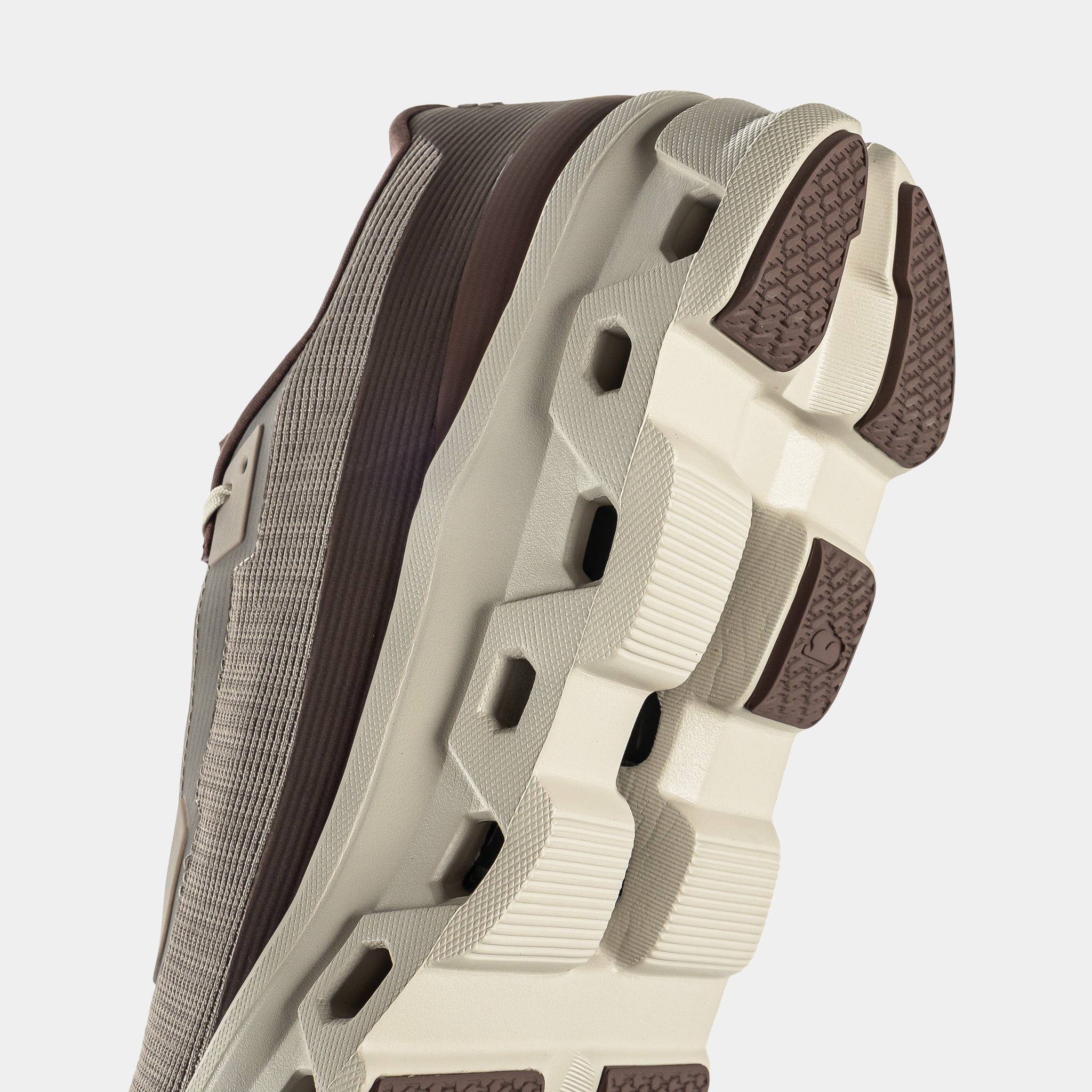 On Cloudmonster Void Mens Running Shoes Fog Pearl  display picture 1