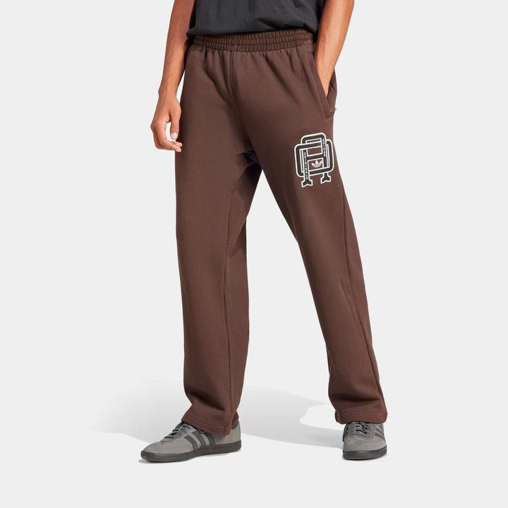 adidas Varsity Essentials Sweatpants Mens Sweatpants Black White JD3331 –  Shoe Palace