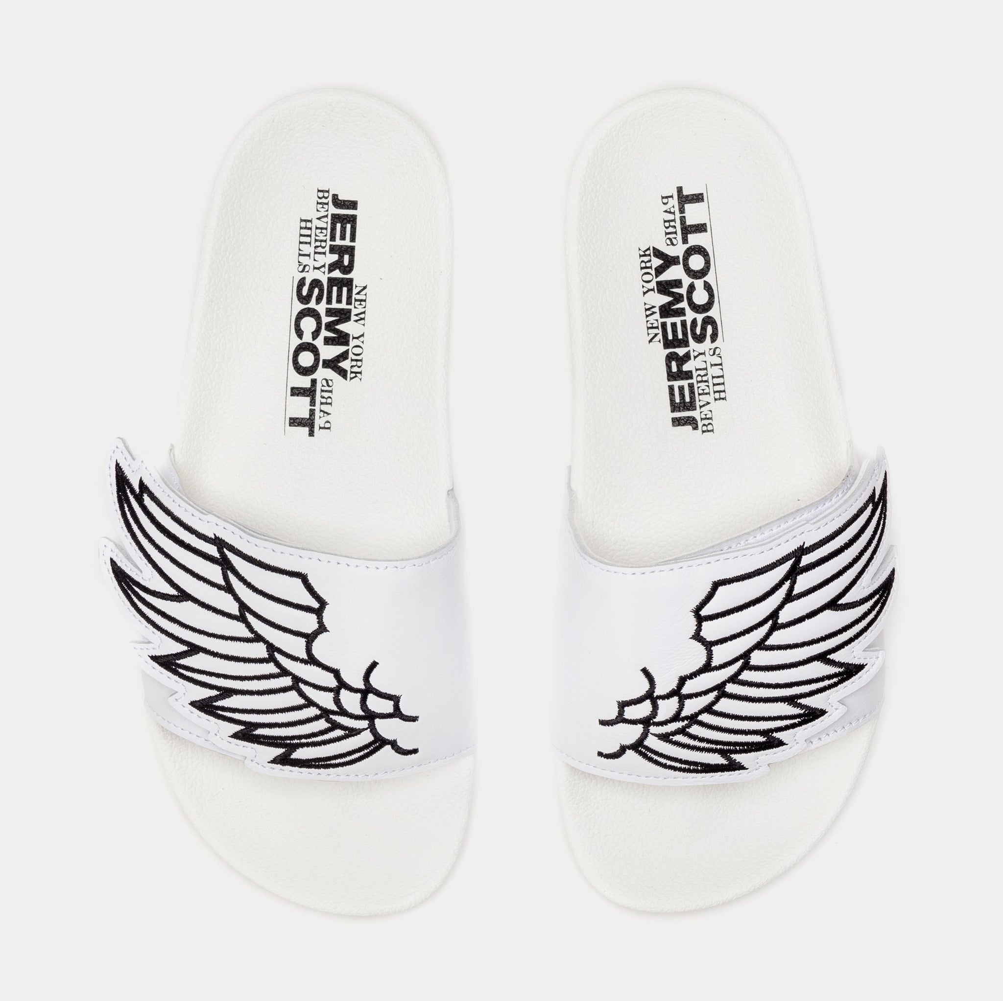 hjælpeløshed Arbejdsløs Industriel adidas Jeremy Scott Monogram Adilette Wings Slides Mens Sandals White  GY2505 – Shoe Palace