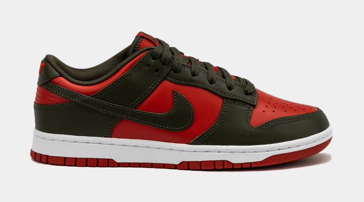 Mesh Color: Red Nike SB Dunk Low What The Paul Men'S Sneakers Shoes at Rs  11999/pair in New Delhi