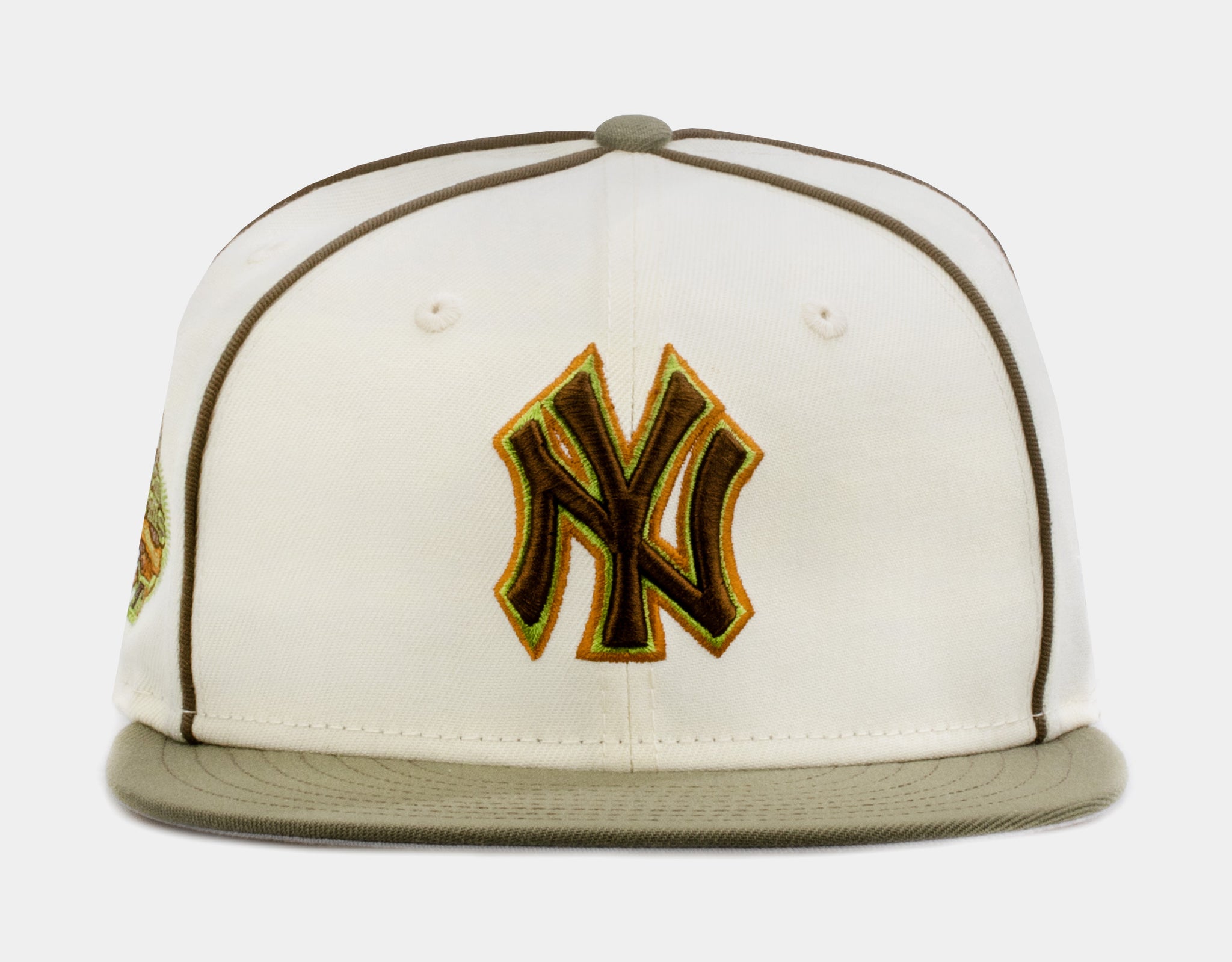 New Era Shoe Palace Exclusive San Diego Padres Camo 59FIFTY Mens Hat (Camo Green/Black)