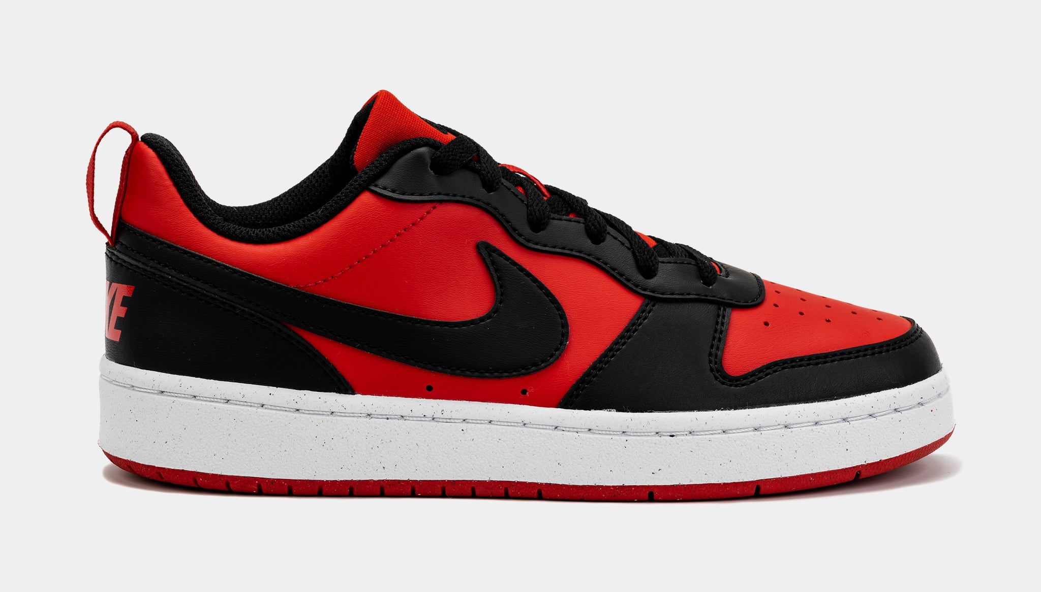 Nike shoes black and red Clearance