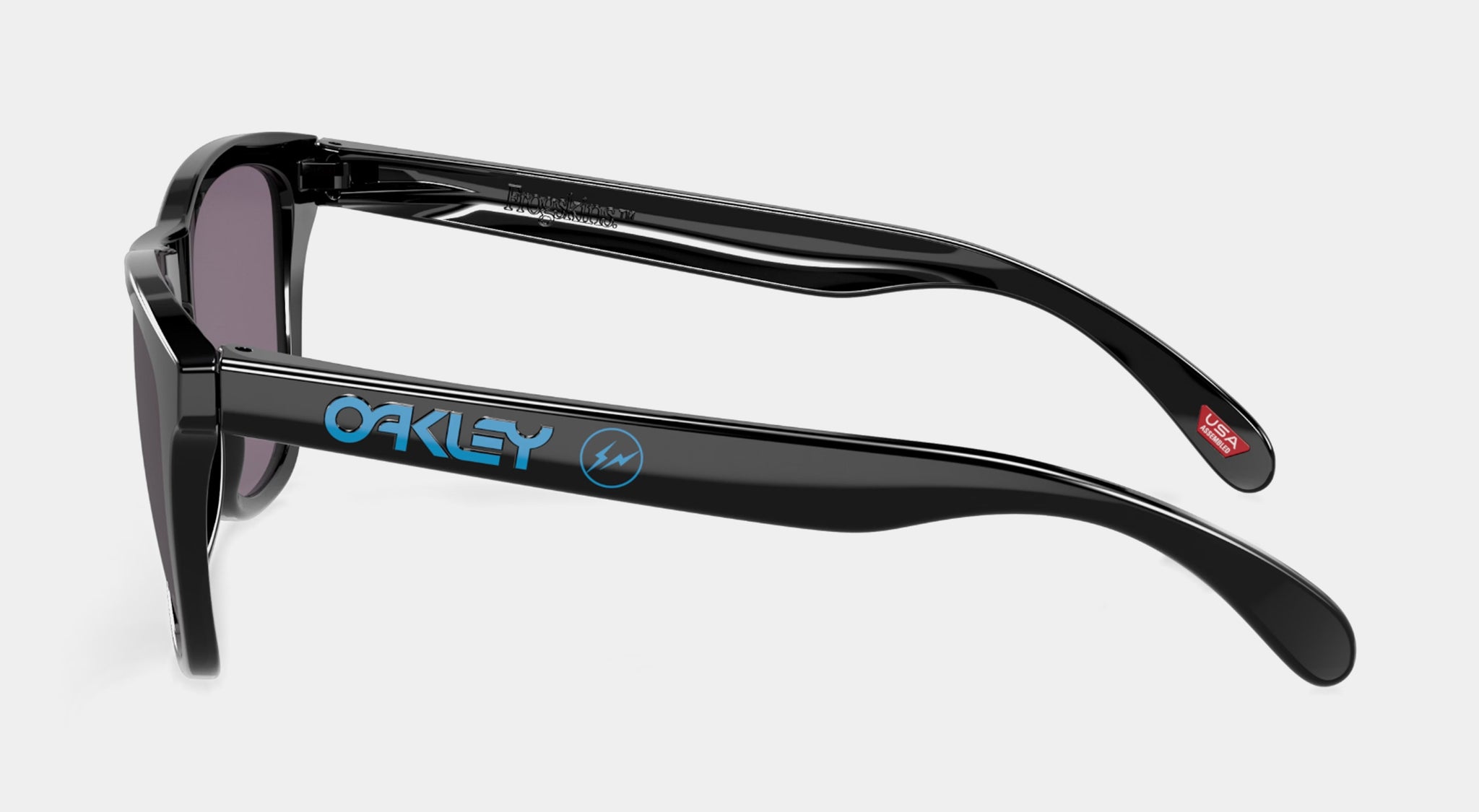 Oakley Fragment Vivid Blue Polished Frogskins Mens Sunglasses