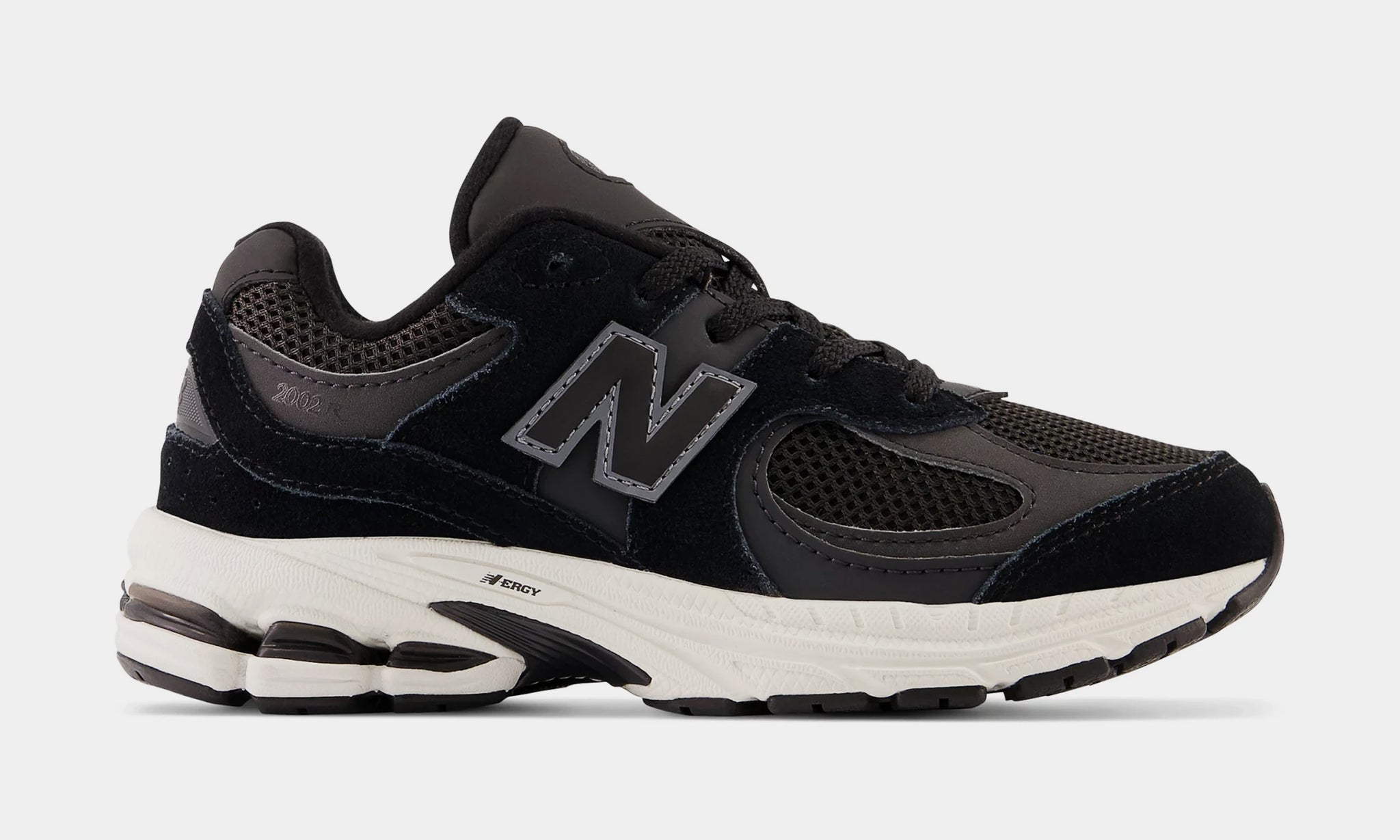 New Balance 2002R Preschool Running Shoes Black White PC2002BK 