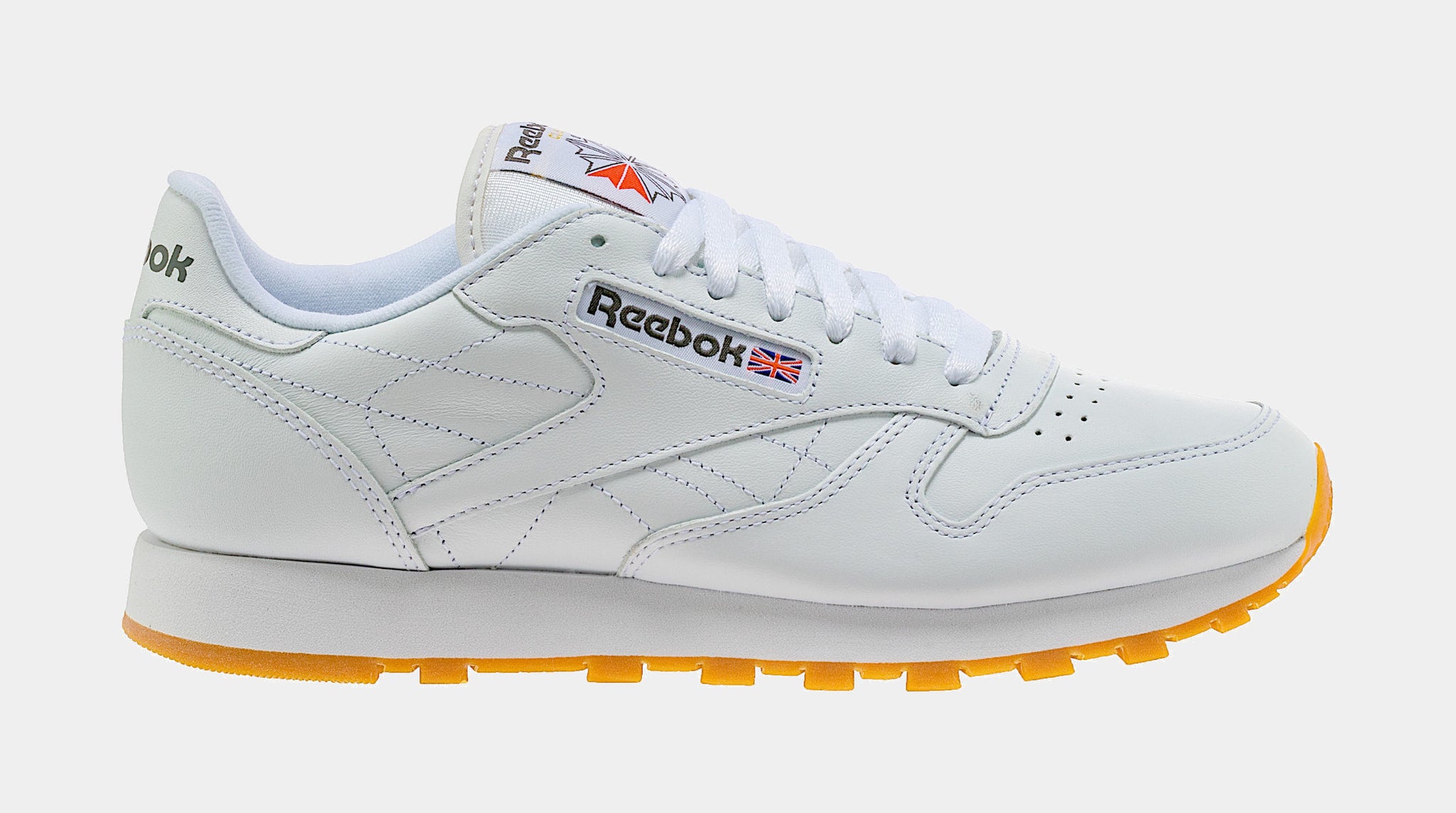 Reebok Classic Leather sneakers in white with gum sole, ASOS