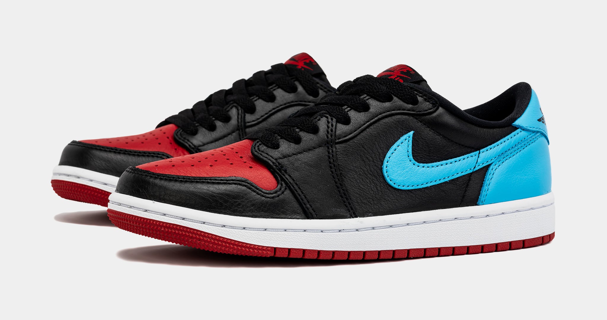 Air Jordan 1 Low OG UNC to Chicago Womens Lifestyle Shoes (Black/Red/Blue)