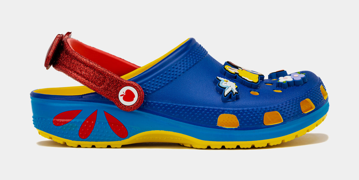 Crocs Disney Snow White Classic Clog Preschool Grade School Sandals ...