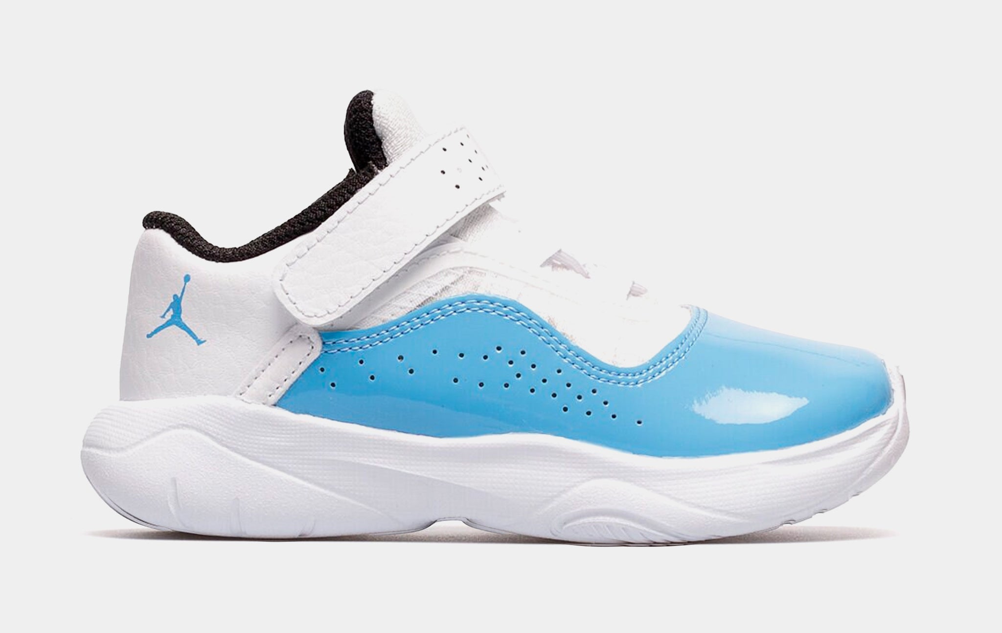 Jordan Air Jordan 11 CMFT Low Infant Toddler Lifestyle Shoes White