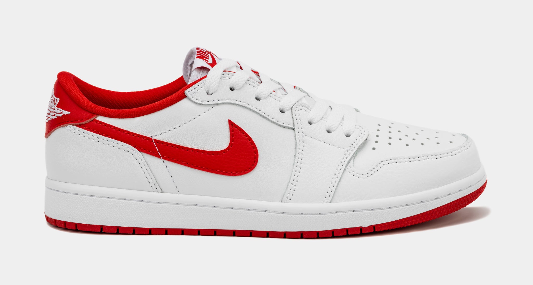 Air Jordan 1 Retro Low OG University Red Mens Lifestyle Shoes (White/Red)  Free Shipping