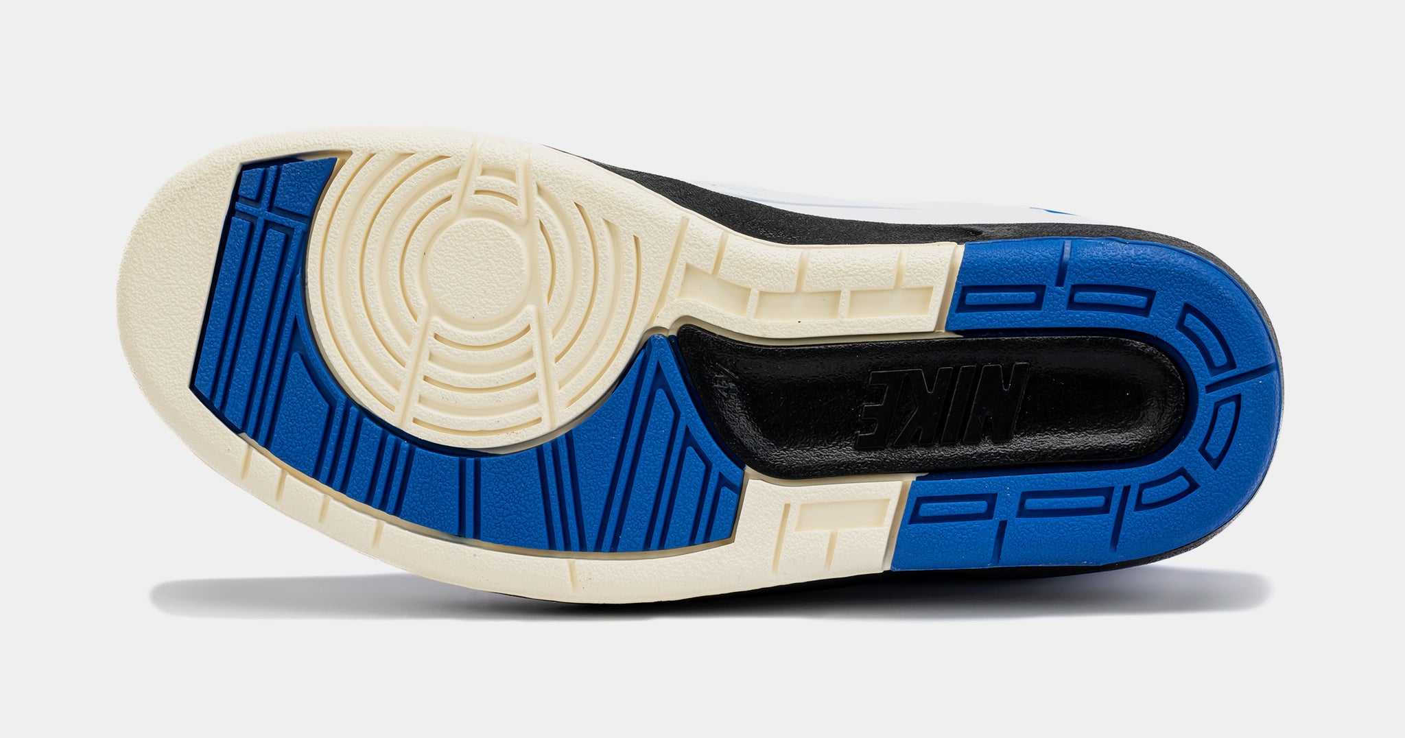 Jordan Air Jordan Retro Low Varsity Royal Womens Lifestyle Shoes