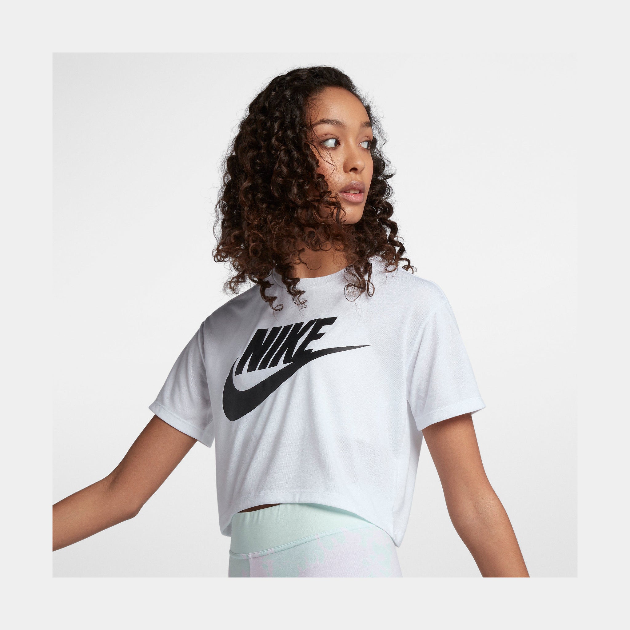 Nike Essential Crop Womens T-Shirt White AA3144-100 – Shoe Palace