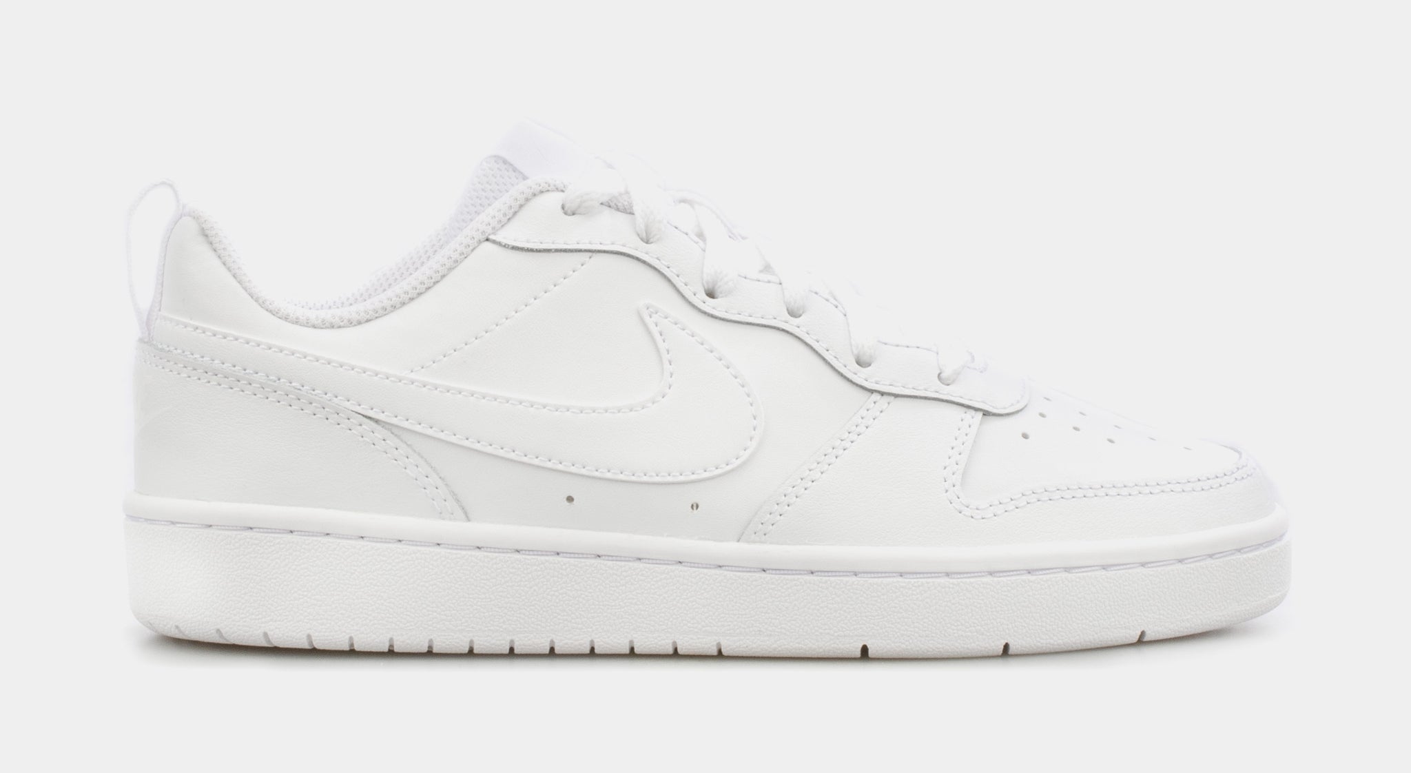 Nike court borough low 34 Clearance