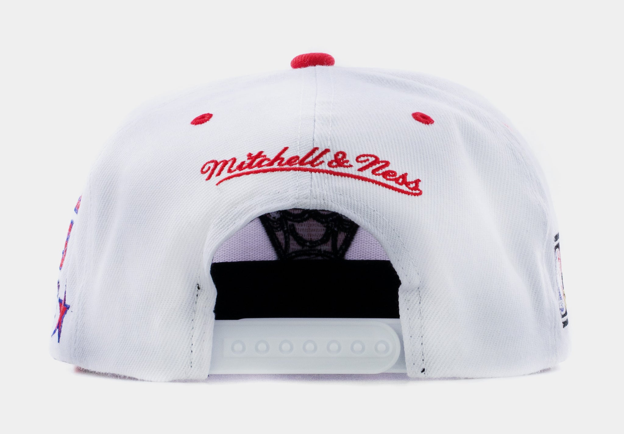 Men's Mitchell & Ness Red Chicago Bulls English Dropback Snapback Hat
