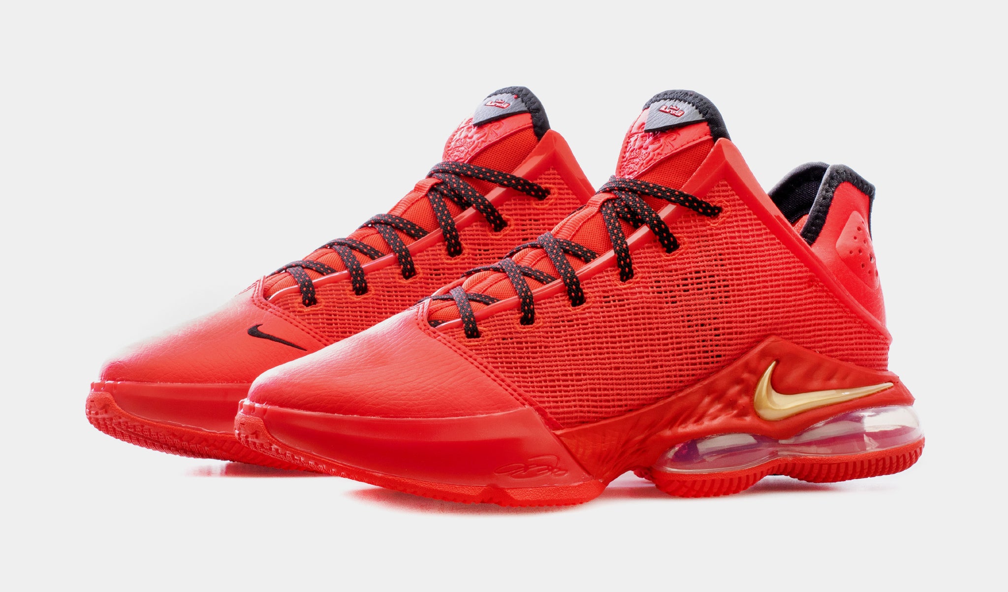 nike basketball lebron 19