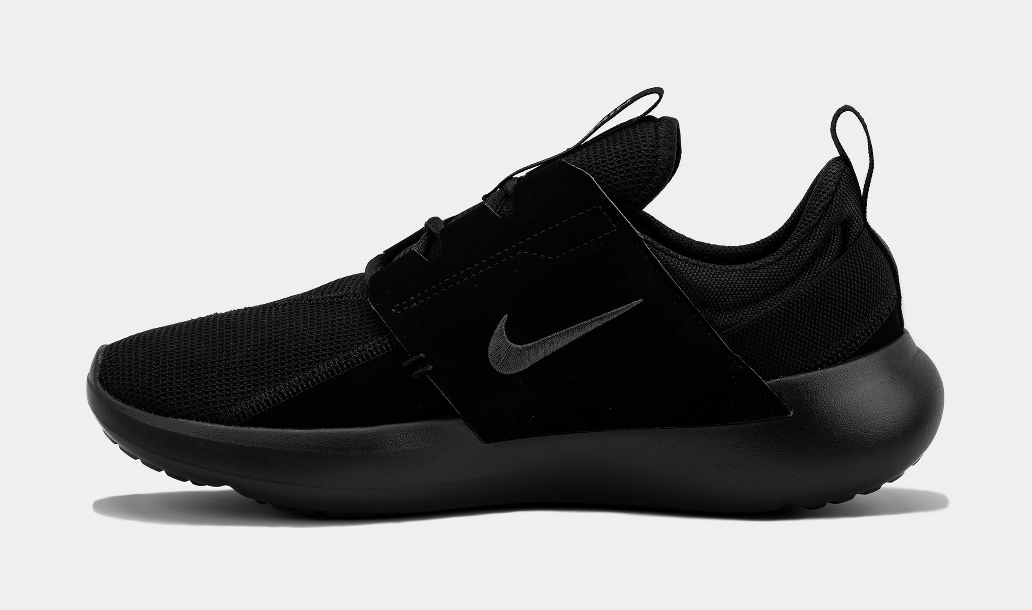 Discover 129+ nike black daily slippers best