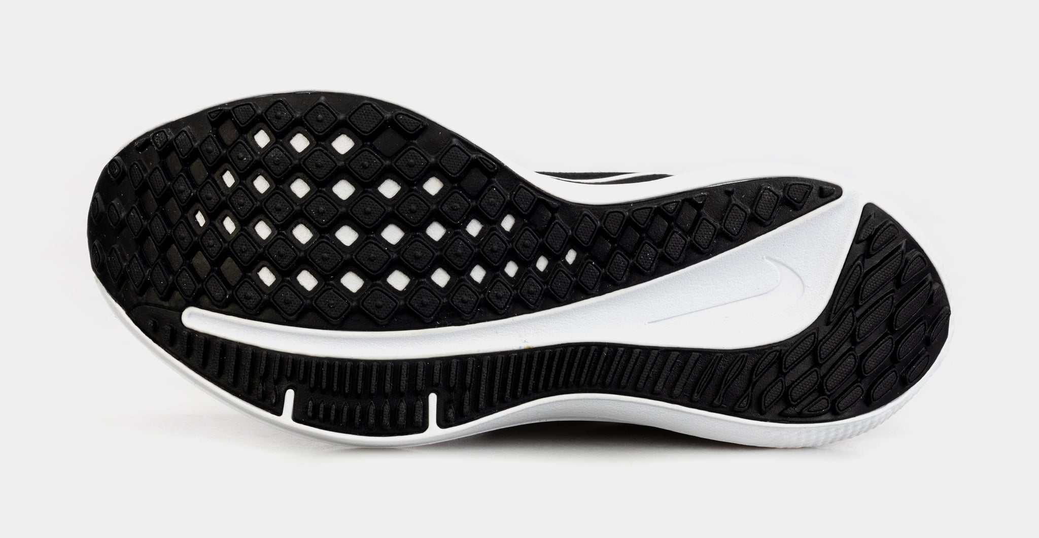 Winflo 10 Womens Running Shoes (Black/White)