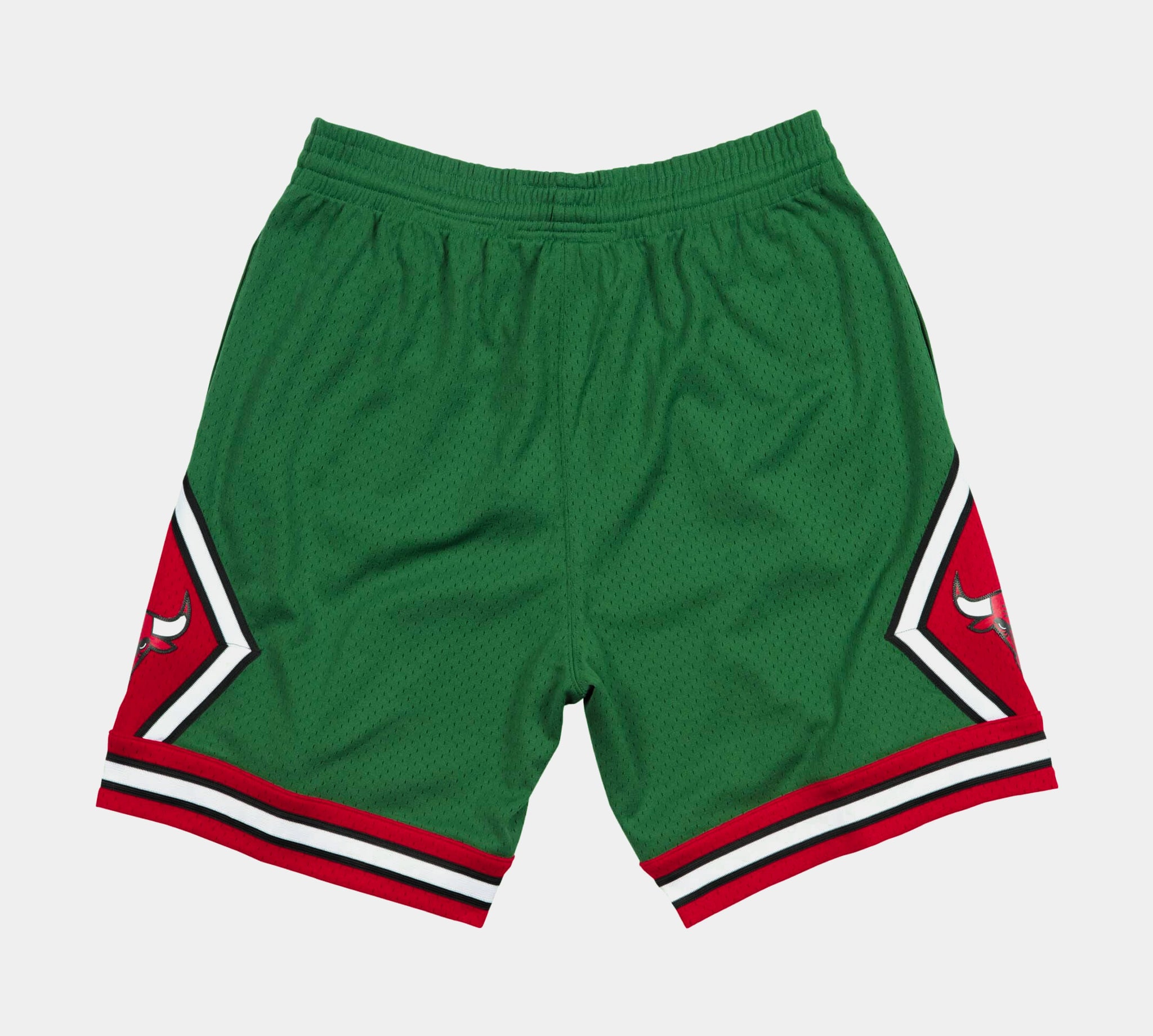 Mitchell & Ness Men's Chicago Bulls Green Swingman Shorts, Medium