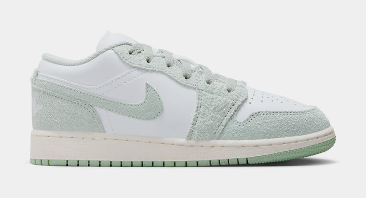 Air Jordan Low Flyeasy Shoe Mint and White  Men\'s  Shoes Jordan 1 FlyEase Low Green Glow for Sale | Authenticity  main image 2